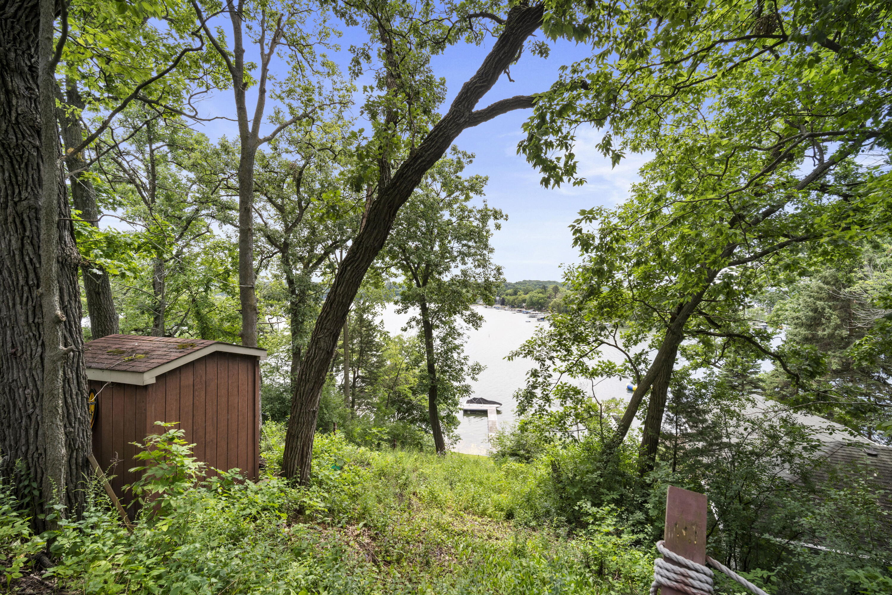 Wisconsin Lake Home for sale (MLS#: 1916230) at 416  Waldeck Dr, in Twin Lakes, Wisconsin. (4 of 28)