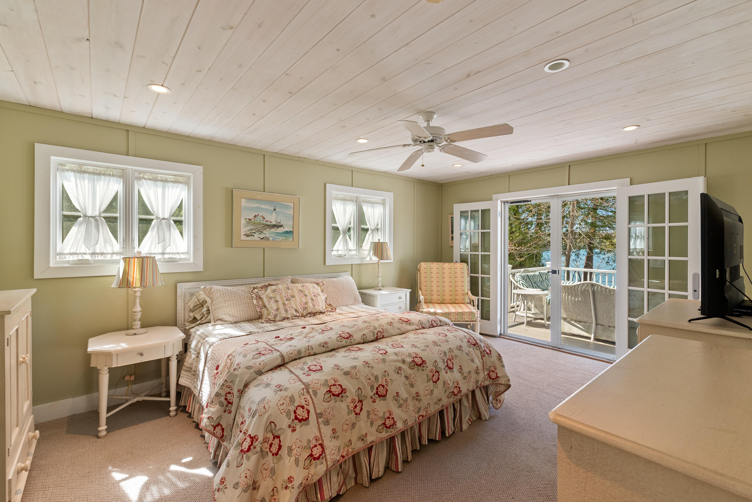 Wisconsin Lake Home for sale (MLS#: 1916337) at 519  Sharpes Dr, in Elkhart Lake, Wisconsin. (17 of 41)