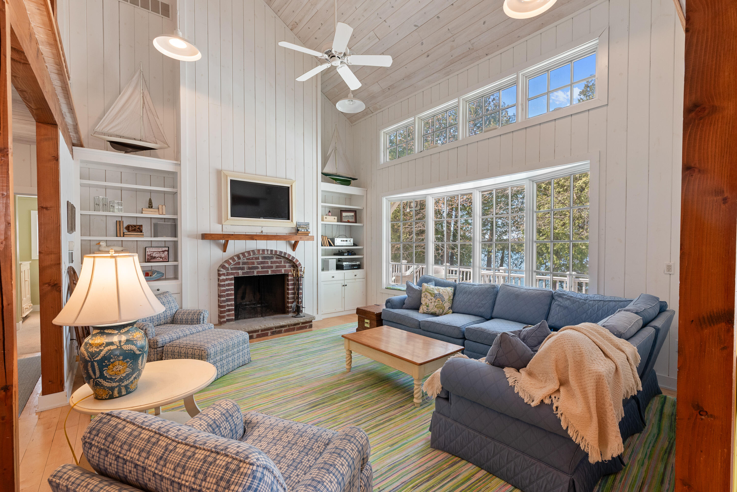 Wisconsin Lake Home for sale (MLS#: 1916337) at 519  Sharpes Dr, in Elkhart Lake, Wisconsin. (3 of 41)