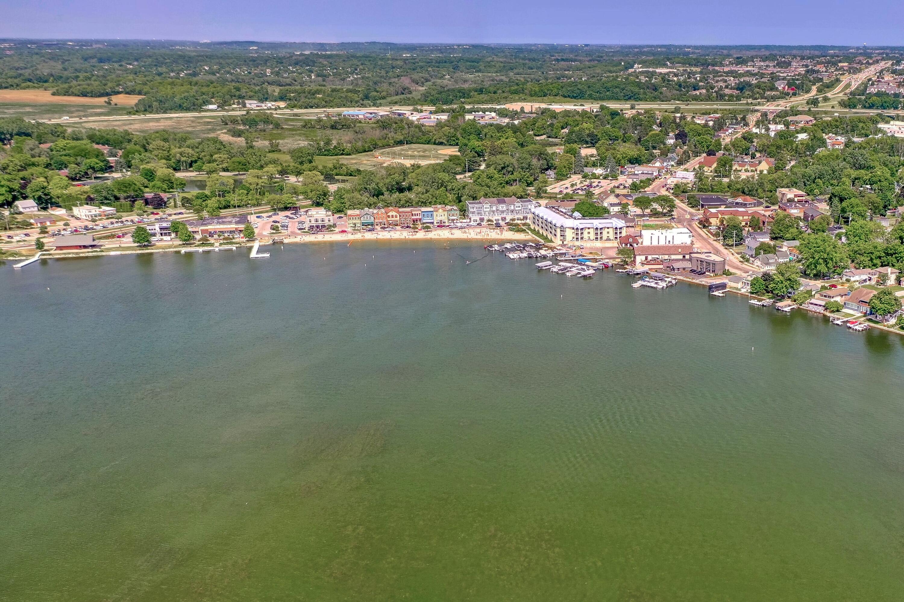 Wisconsin Lake Home for sale (MLS#: 1916365) at 477  Park Ave, in Pewaukee, Wisconsin. (12 of 60)