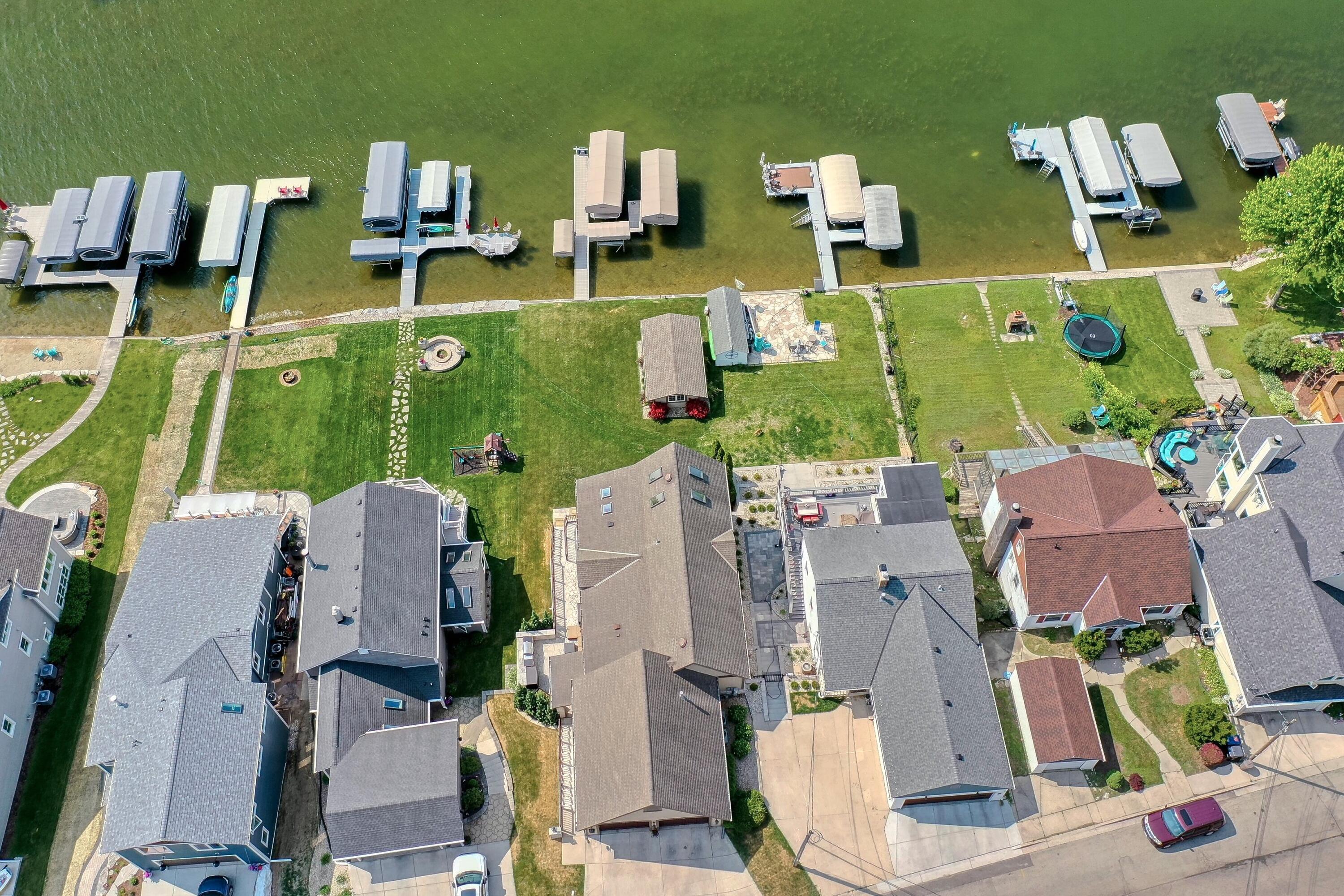 Wisconsin Lake Home for sale (MLS#: 1916365) at 477  Park Ave, in Pewaukee, Wisconsin. (9 of 60)