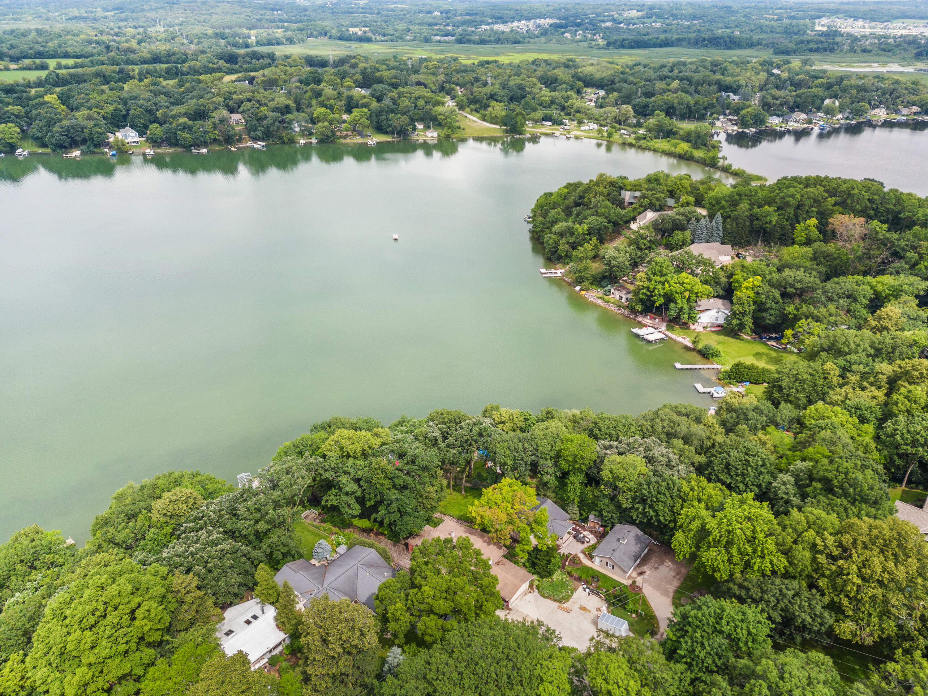 Wisconsin Lake Home for sale (MLS#: 1916411) at W299S10735  Pickering Dr, in Mukwonago, Wisconsin. (13 of 20)