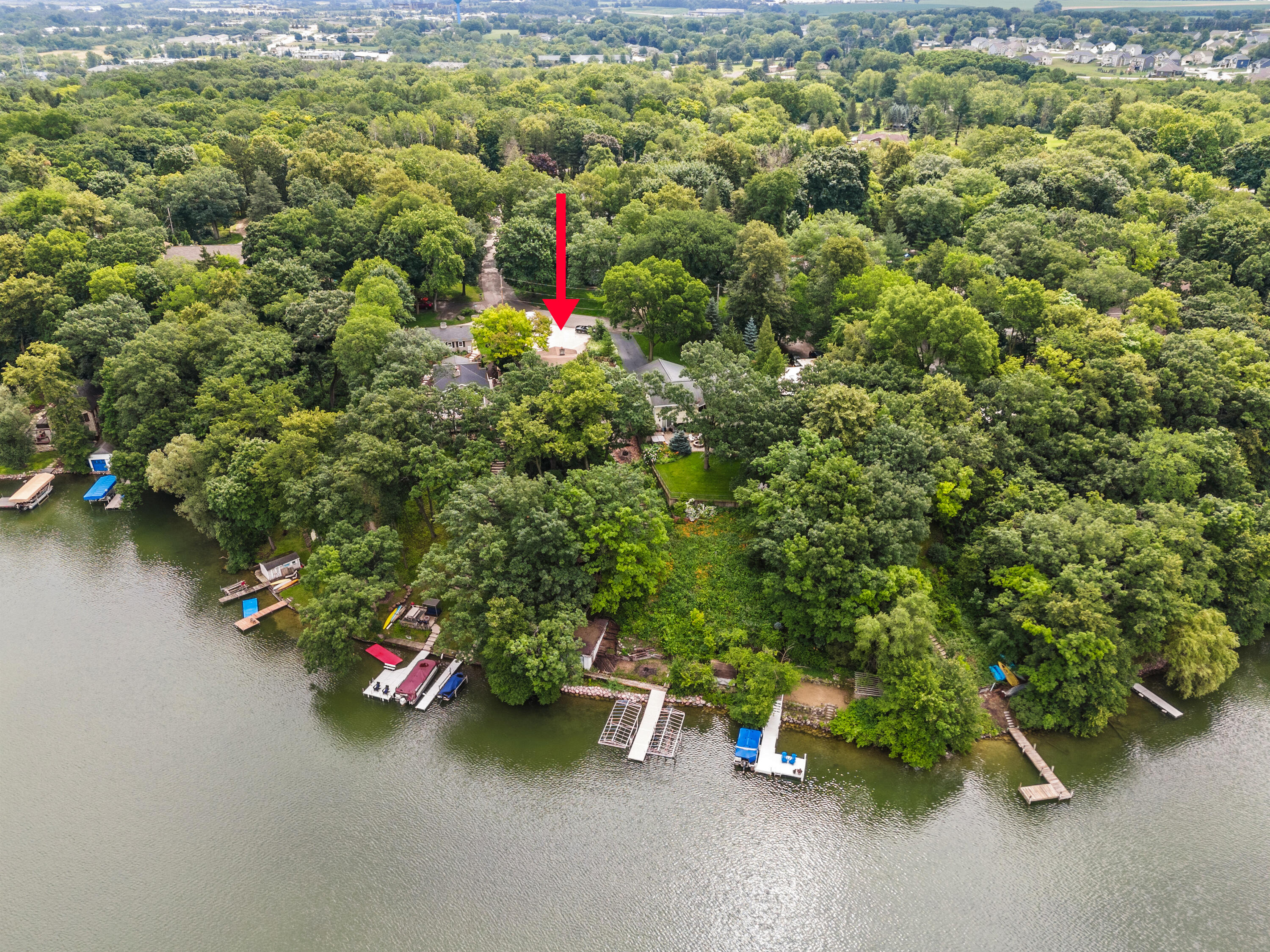 Wisconsin Lake Home for sale (MLS#: 1916411) at W299S10735  Pickering Dr, in Mukwonago, Wisconsin. (3 of 20)
