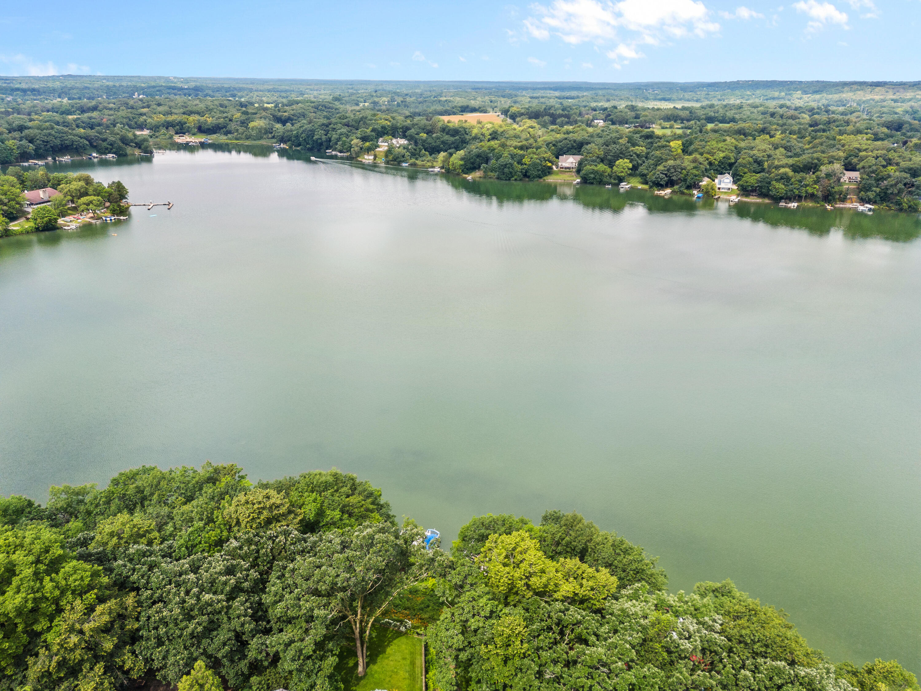 Wisconsin Lake Home for sale (MLS#: 1916411) at W299S10735  Pickering Dr, in Mukwonago, Wisconsin. (8 of 20)