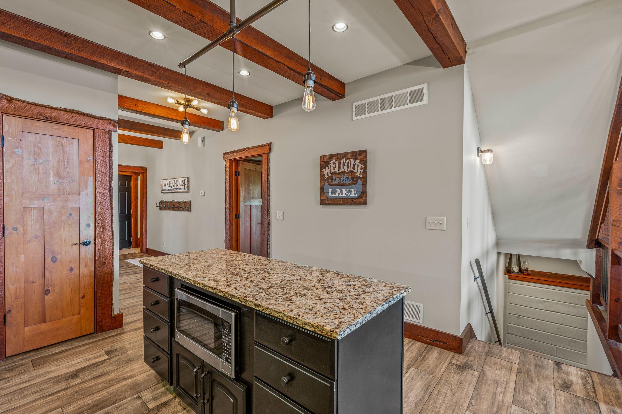 Wisconsin Lake Home for sale (MLS#: 1916433) at 3024  Nagawicka Ave, in Delafield, Wisconsin. (12 of 71)