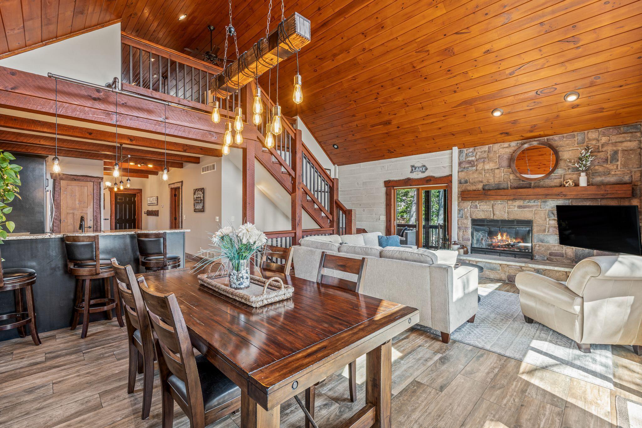 Wisconsin Lake Home for sale (MLS#: 1916433) at 3024  Nagawicka Ave, in Delafield, Wisconsin. (16 of 71)