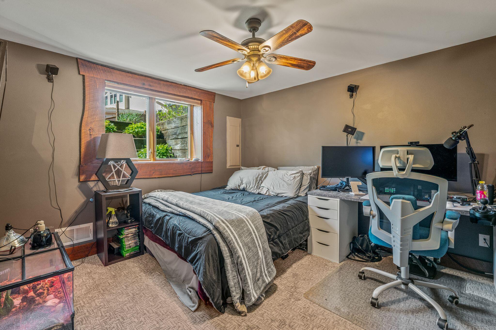 Wisconsin Lake Home for sale (MLS#: 1916433) at 3024  Nagawicka Ave, in Delafield, Wisconsin. (36 of 71)