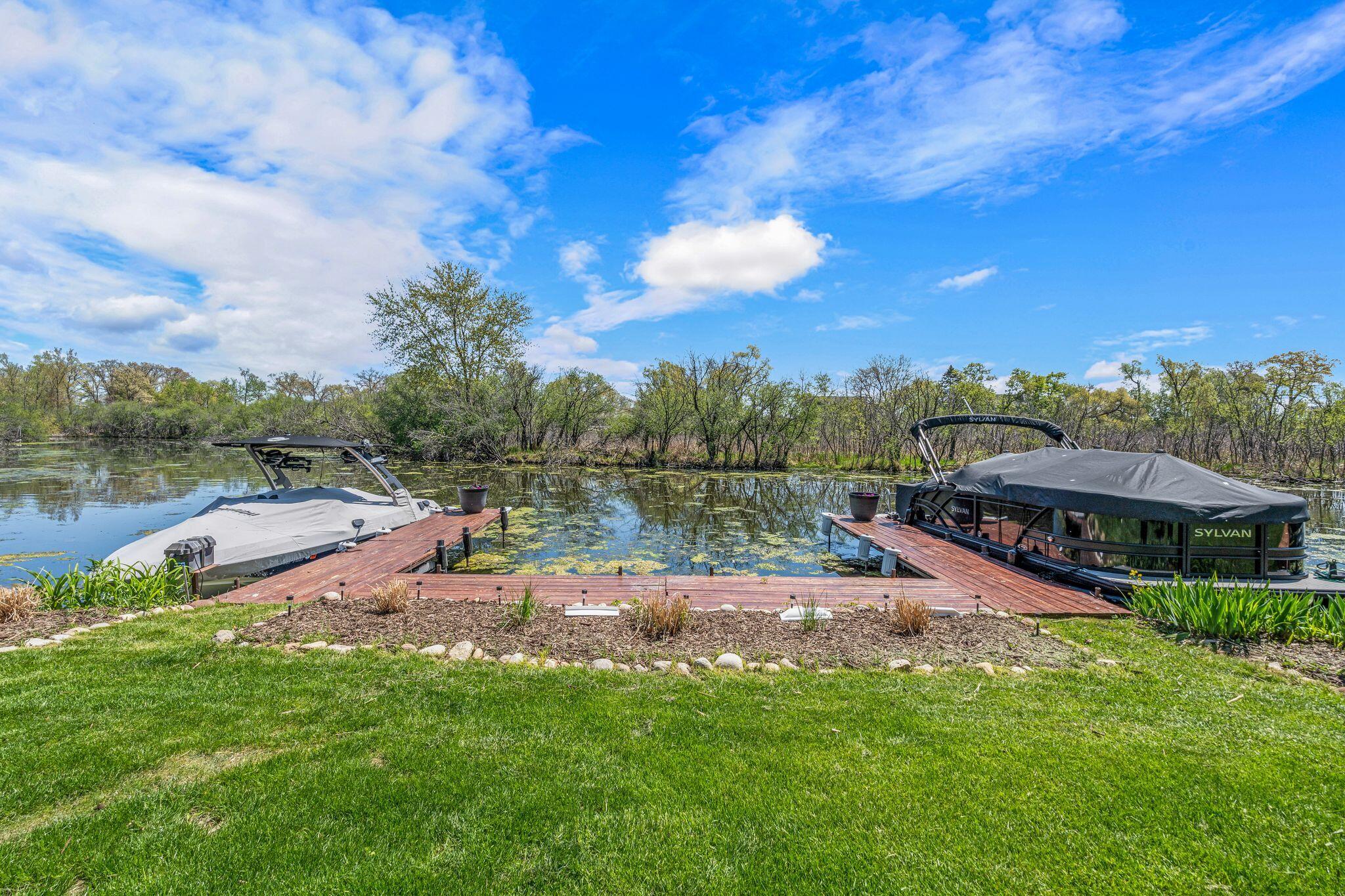 Wisconsin Lake Home for sale (MLS#: 1916433) at 3024  Nagawicka Ave, in Delafield, Wisconsin. (42 of 71)