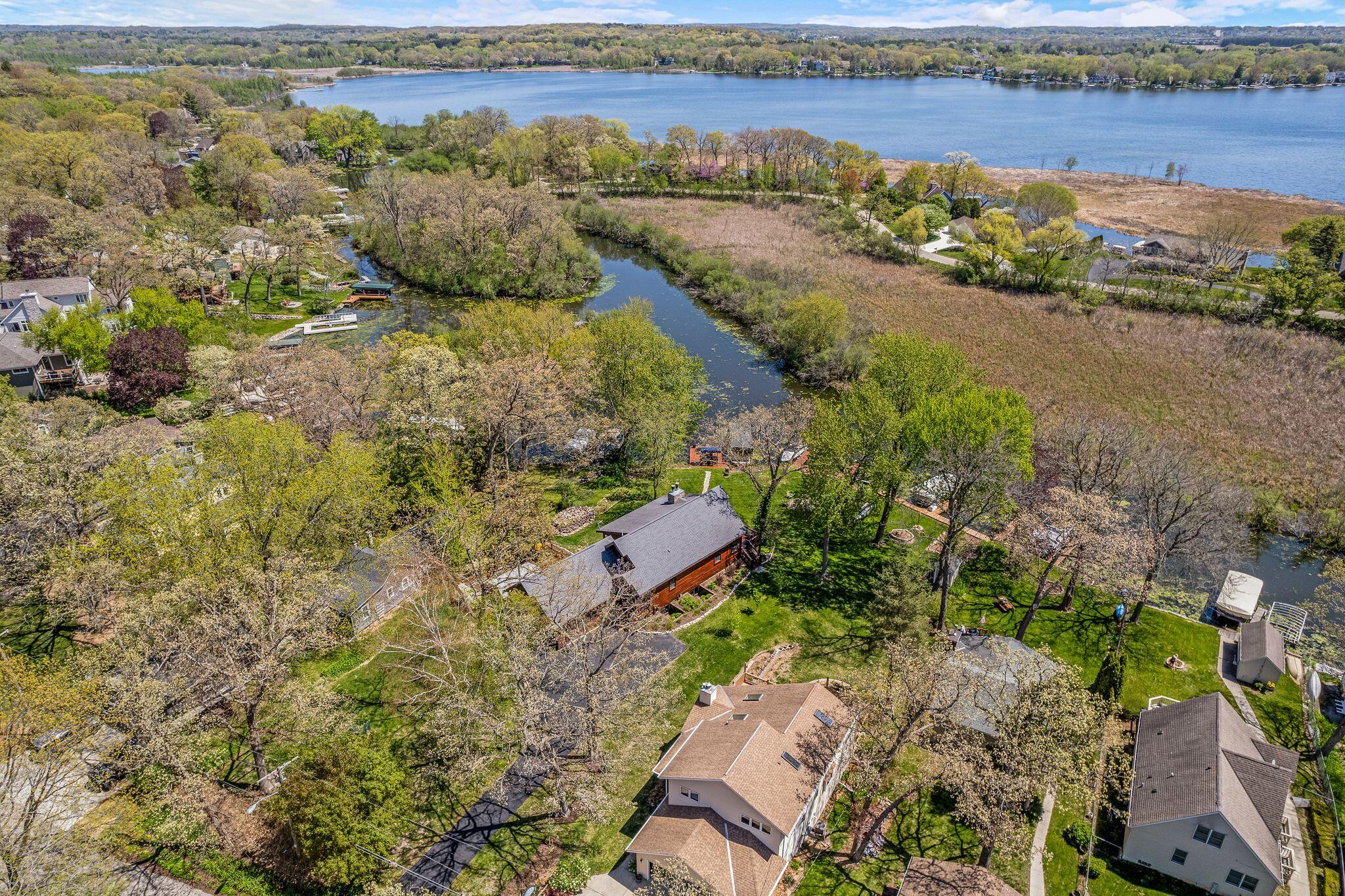 Wisconsin Lake Home for sale (MLS#: 1916433) at 3024  Nagawicka Ave, in Delafield, Wisconsin. (51 of 71)