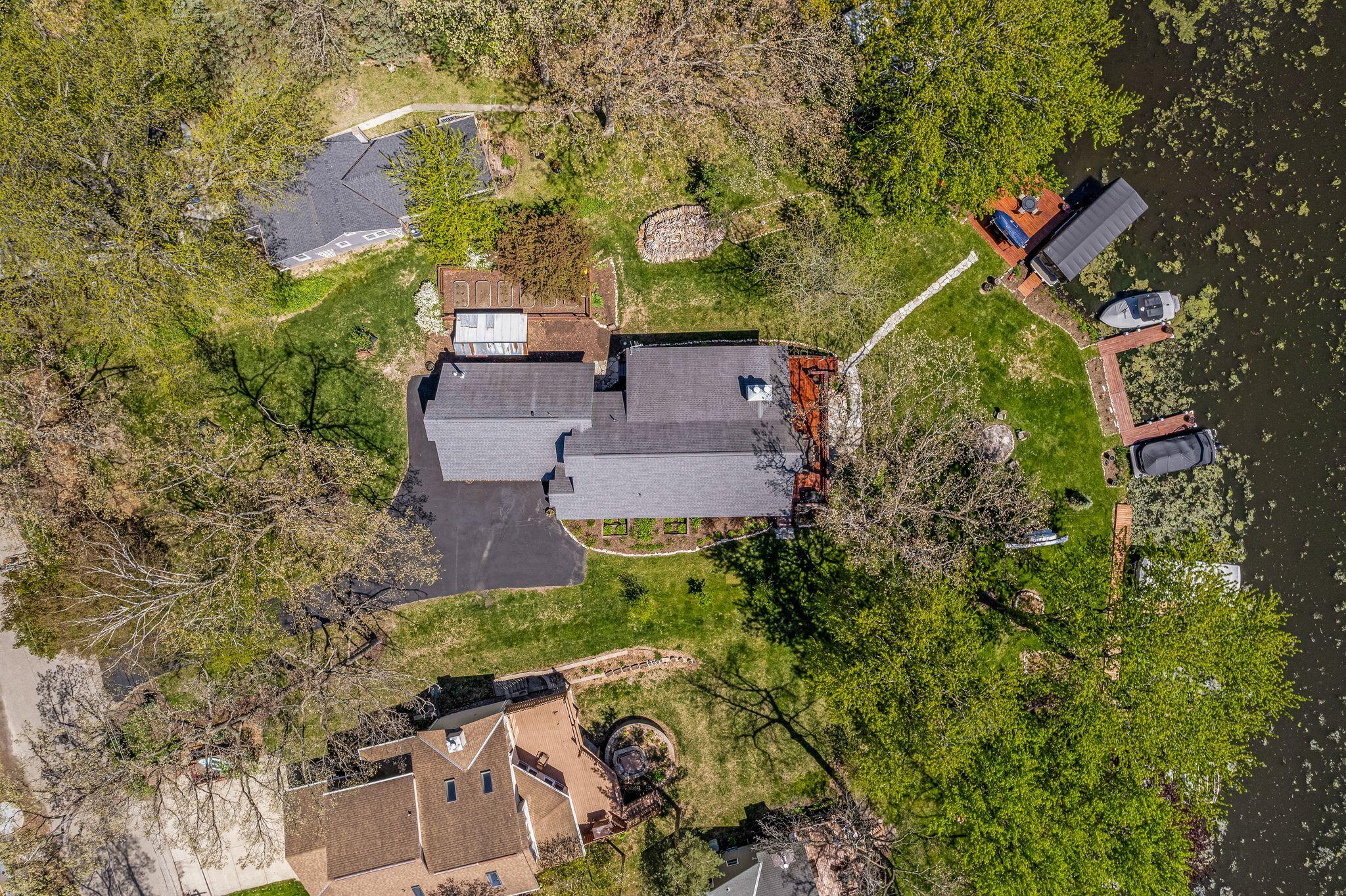 Wisconsin Lake Home for sale (MLS#: 1916433) at 3024  Nagawicka Ave, in Delafield, Wisconsin. (53 of 71)