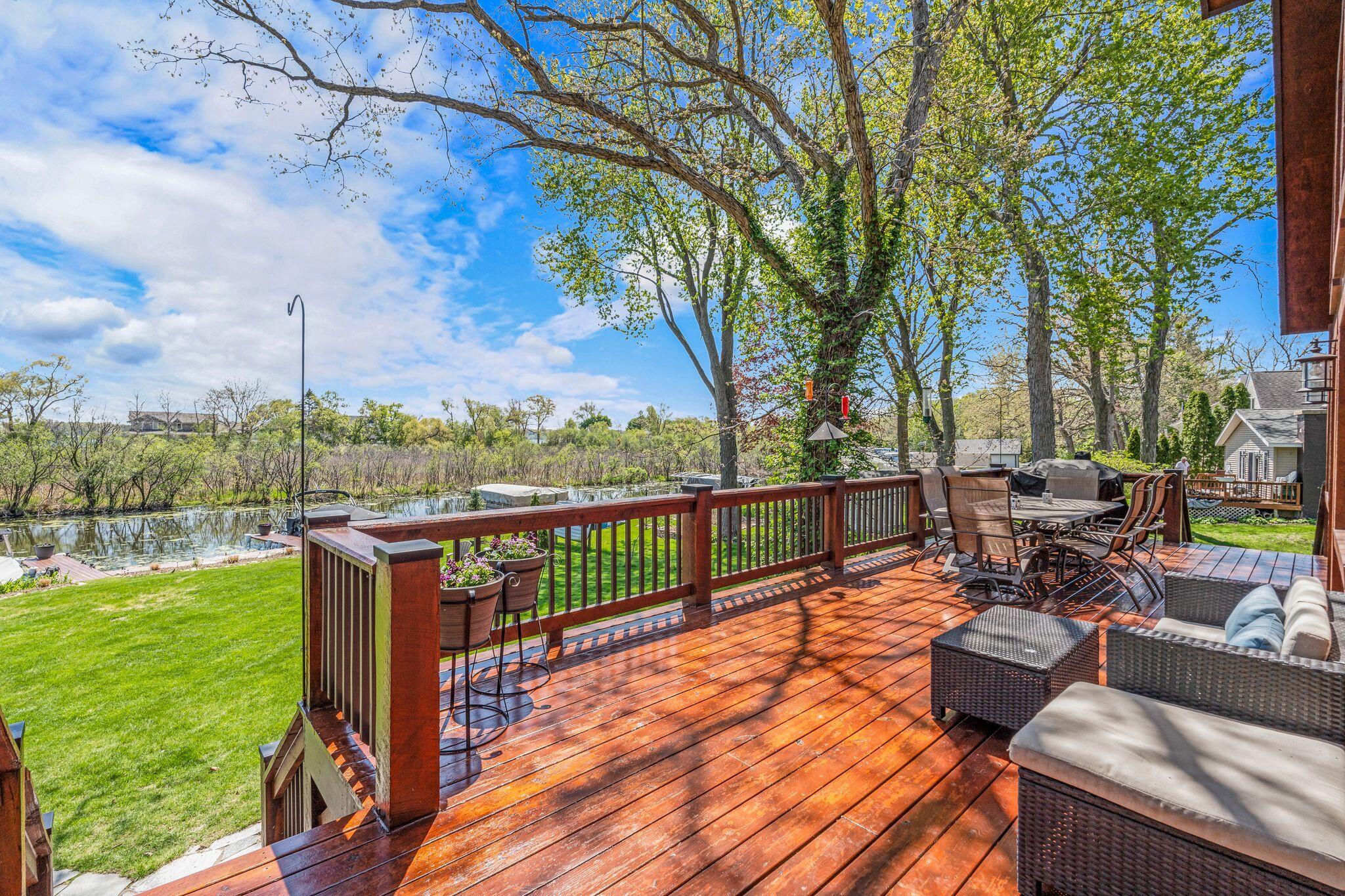 Wisconsin Lake Home for sale (MLS#: 1916433) at 3024  Nagawicka Ave, in Delafield, Wisconsin. (7 of 71)