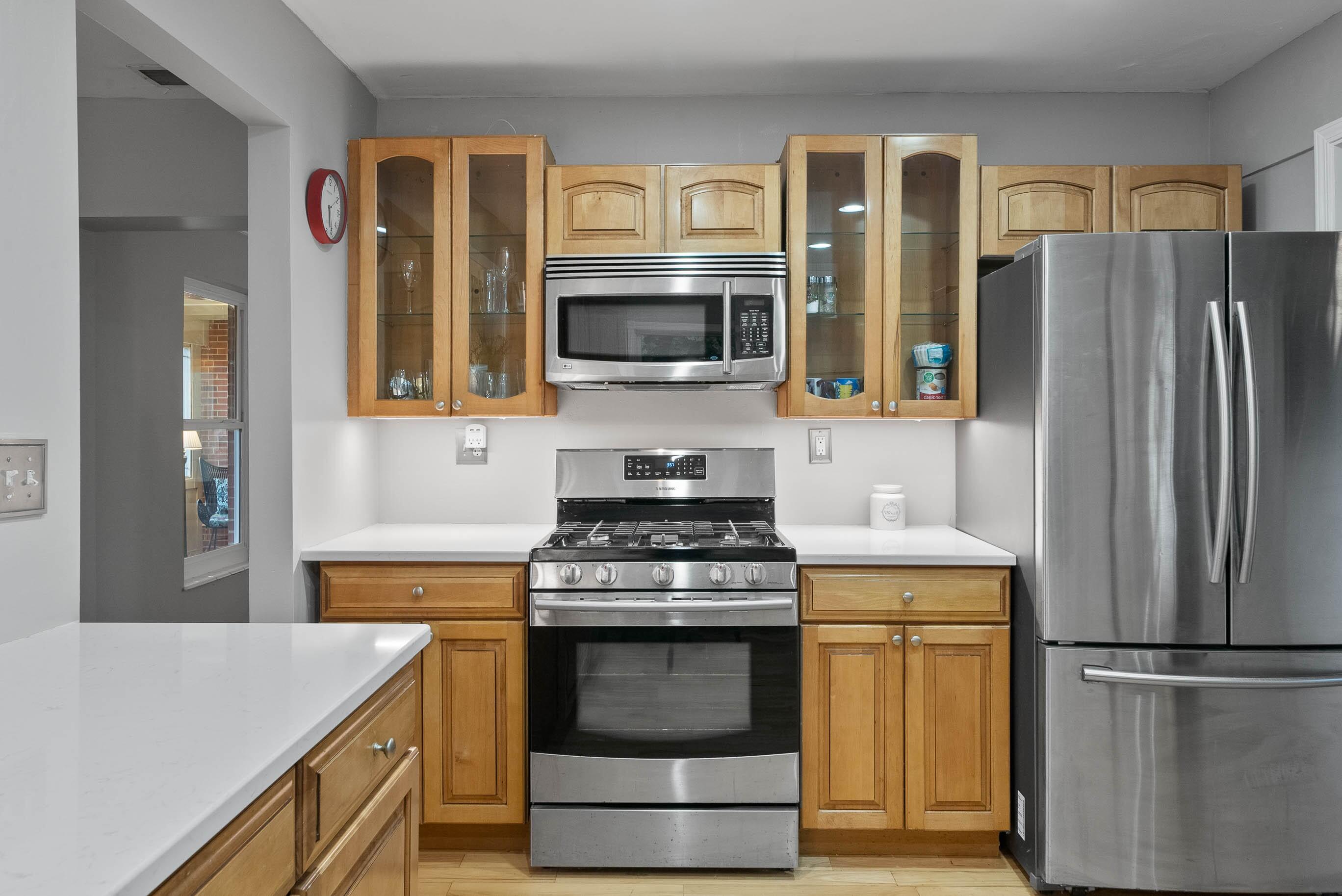 Wisconsin Lake Home for sale (MLS#: 1916575) at 1553  Orchard Ln, in Lake Geneva, Wisconsin. (19 of 51)