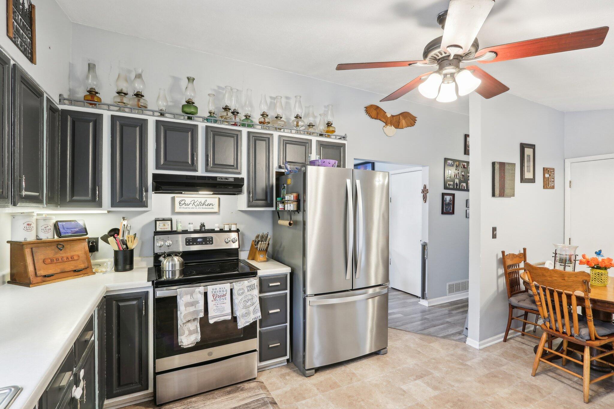 Wisconsin Lake Home for sale (MLS#: 1916697) at 30225  Sumac Dr, in Burlington, Wisconsin. (13 of 65)