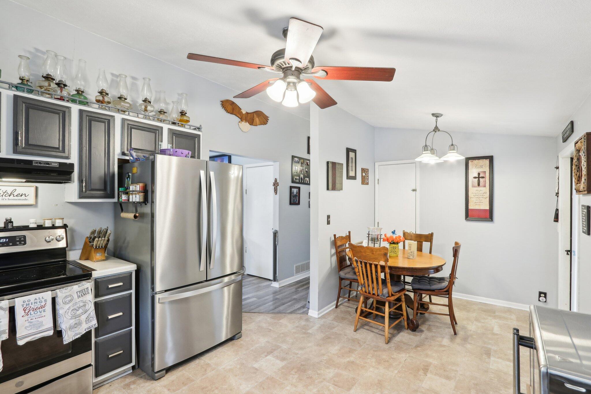 Wisconsin Lake Home for sale (MLS#: 1916697) at 30225  Sumac Dr, in Burlington, Wisconsin. (14 of 65)