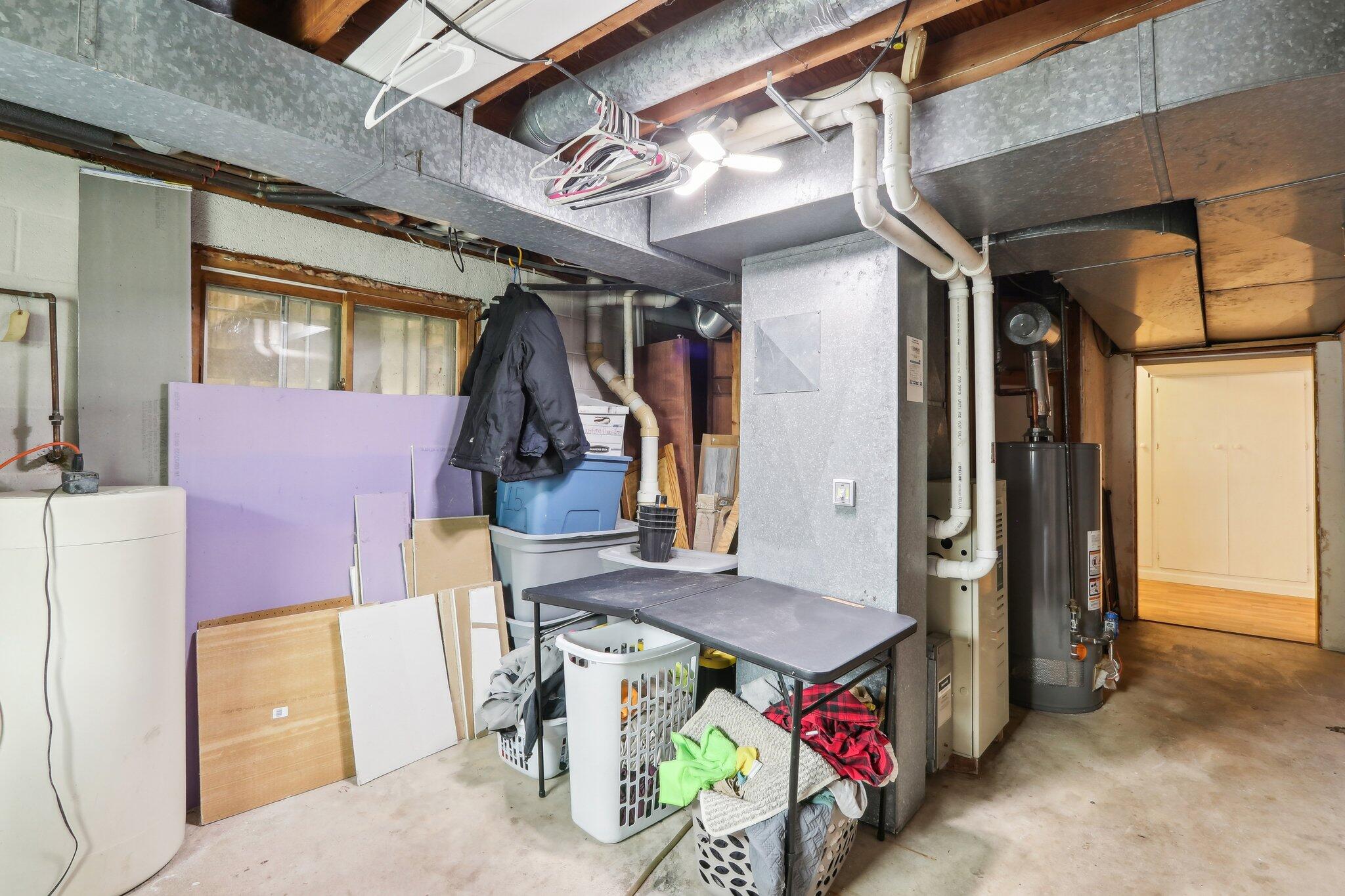 Wisconsin Lake Home for sale (MLS#: 1916697) at 30225  Sumac Dr, in Burlington, Wisconsin. (27 of 65)