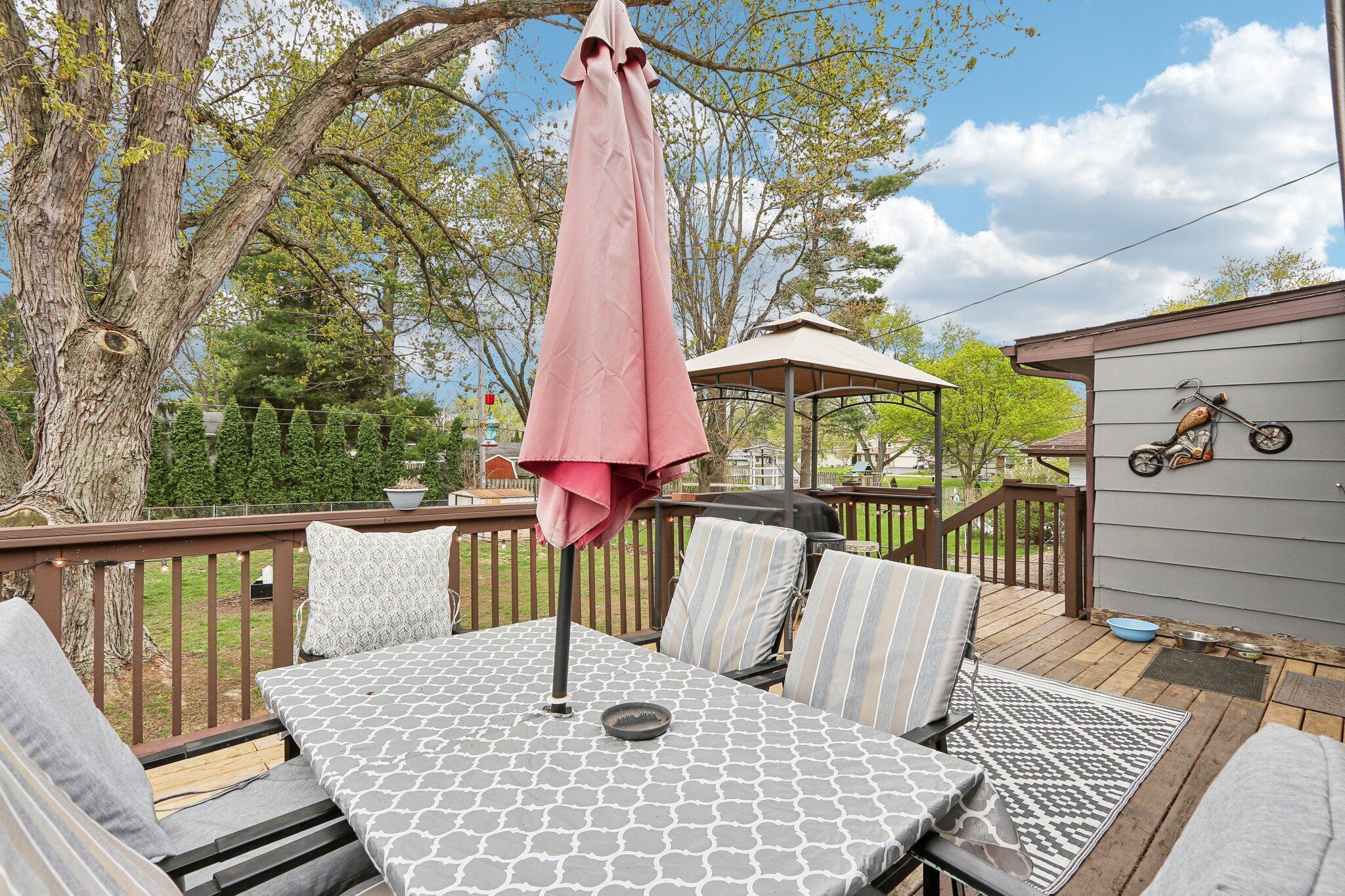 Wisconsin Lake Home for sale (MLS#: 1916697) at 30225  Sumac Dr, in Burlington, Wisconsin. (36 of 65)