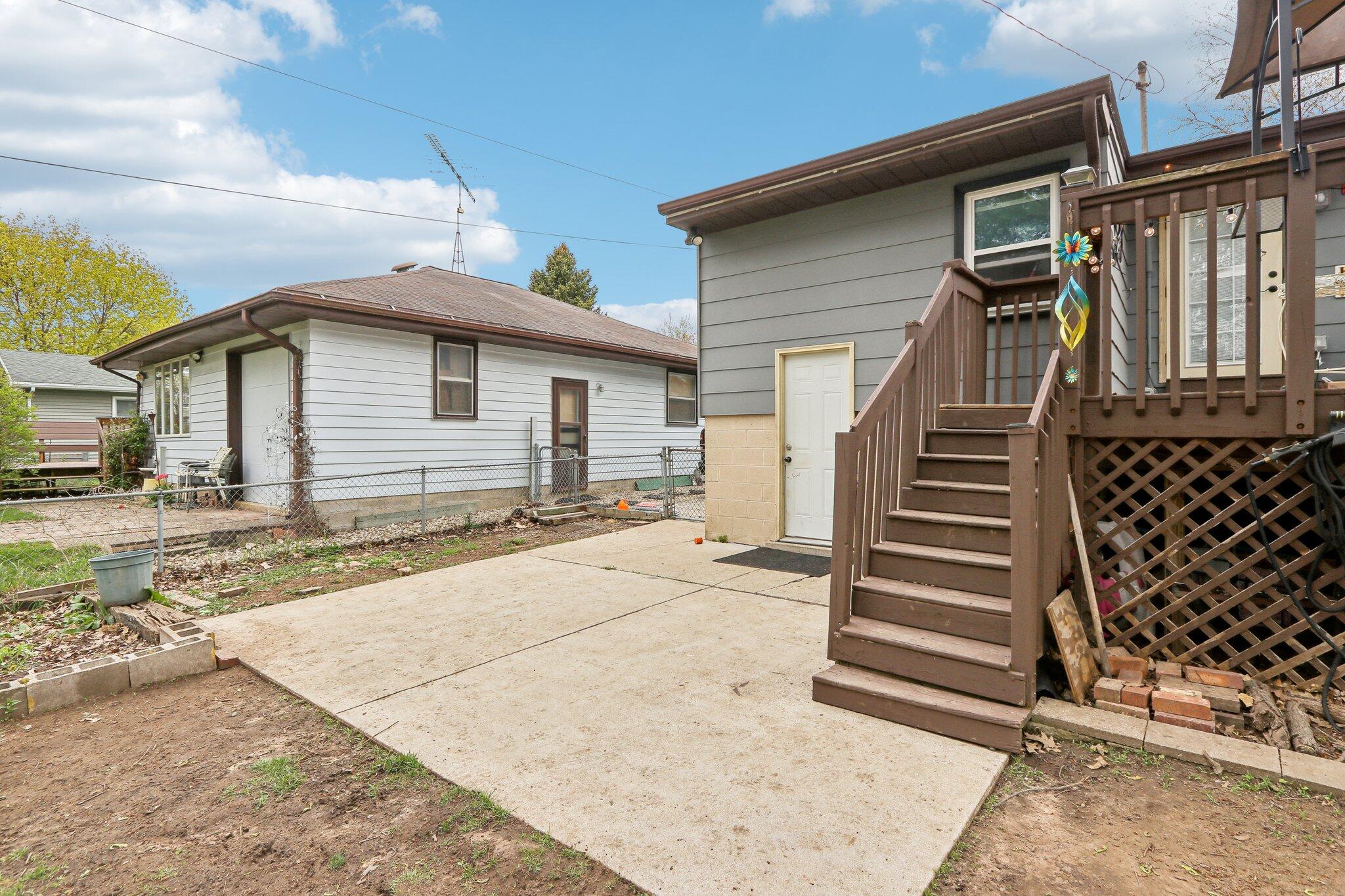Wisconsin Lake Home for sale (MLS#: 1916697) at 30225  Sumac Dr, in Burlington, Wisconsin. (39 of 65)