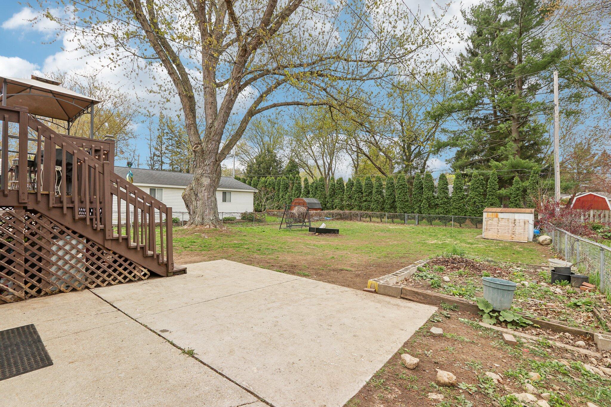Wisconsin Lake Home for sale (MLS#: 1916697) at 30225  Sumac Dr, in Burlington, Wisconsin. (40 of 65)