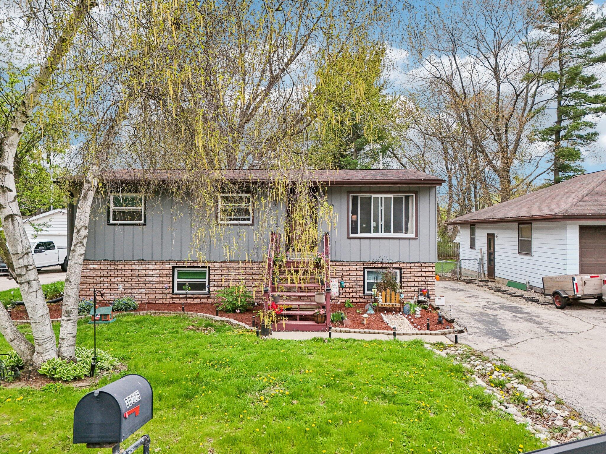 Wisconsin Lake Home for sale (MLS#: 1916697) at 30225  Sumac Dr, in Burlington, Wisconsin. (47 of 65)