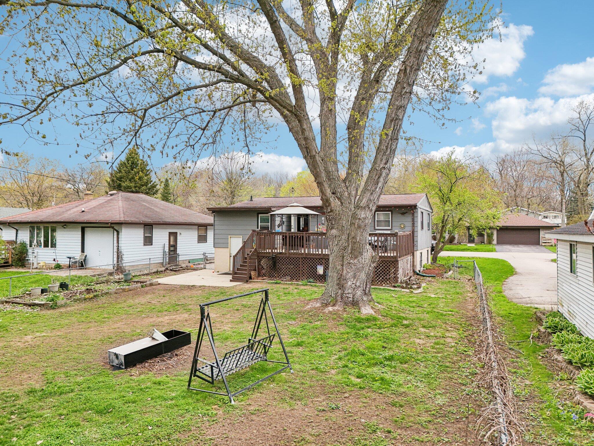 Wisconsin Lake Home for sale (MLS#: 1916697) at 30225  Sumac Dr, in Burlington, Wisconsin. (48 of 65)