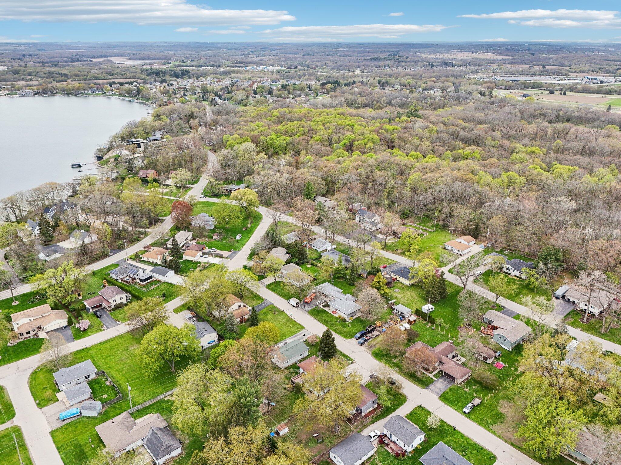 Wisconsin Lake Home for sale (MLS#: 1916697) at 30225  Sumac Dr, in Burlington, Wisconsin. (59 of 65)
