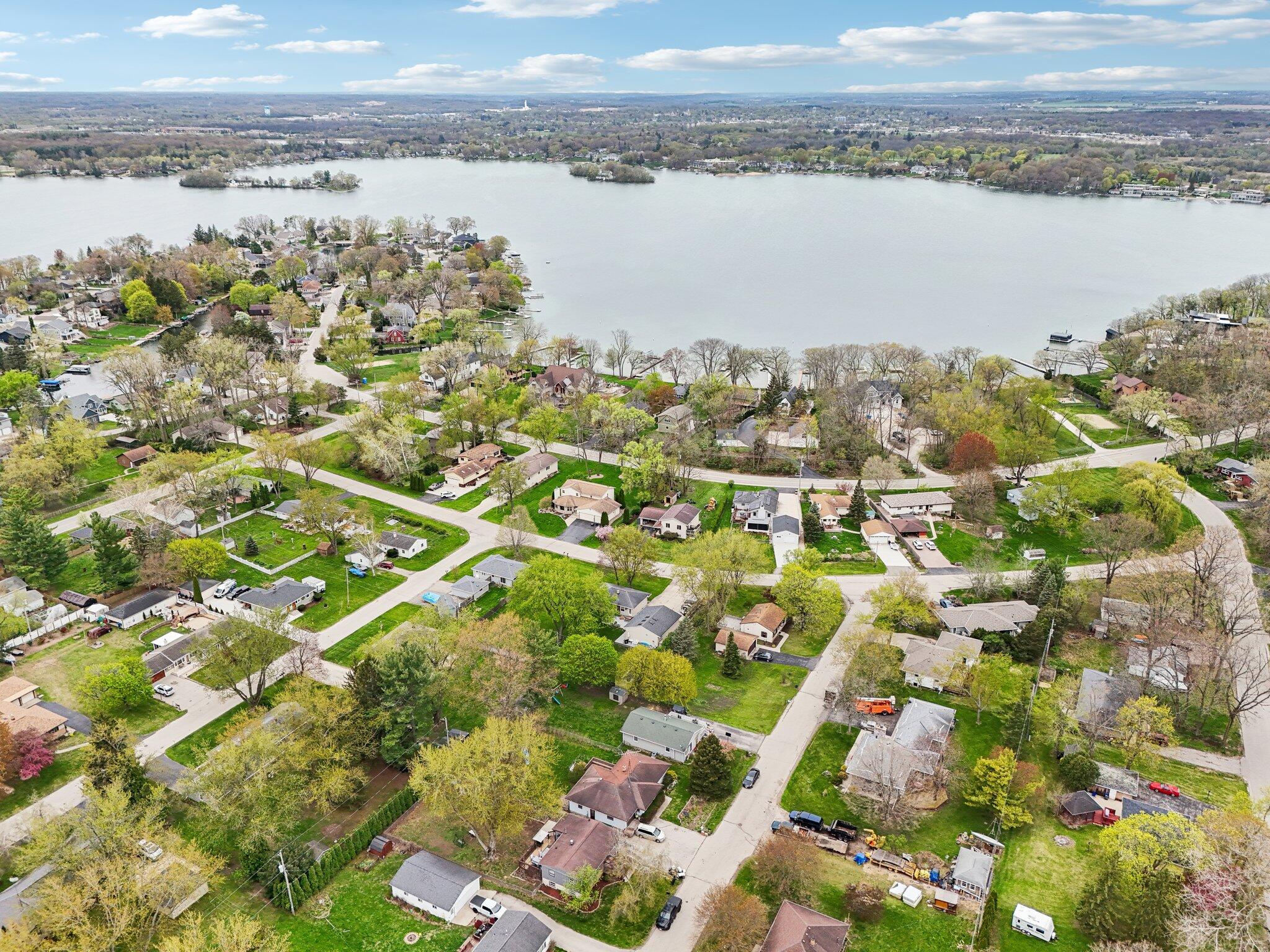 Wisconsin Lake Home for sale (MLS#: 1916697) at 30225  Sumac Dr, in Burlington, Wisconsin. (60 of 65)