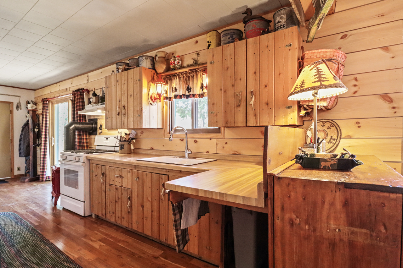Wisconsin Lake Home for sale (MLS#: 1916765) at 5976 N Scott Rd, in Mercer, Wisconsin. (15 of 39)