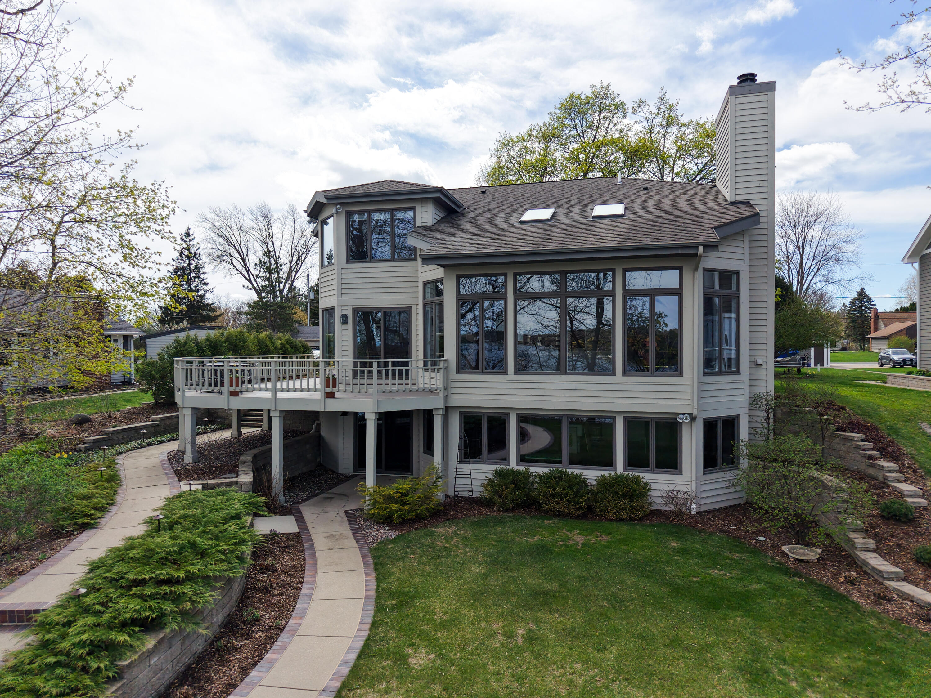 Wisconsin Lake Home for sale (MLS#: 1916939) at W290N8220  Florencetta Hts, in Merton, Wisconsin. (1 of 70)