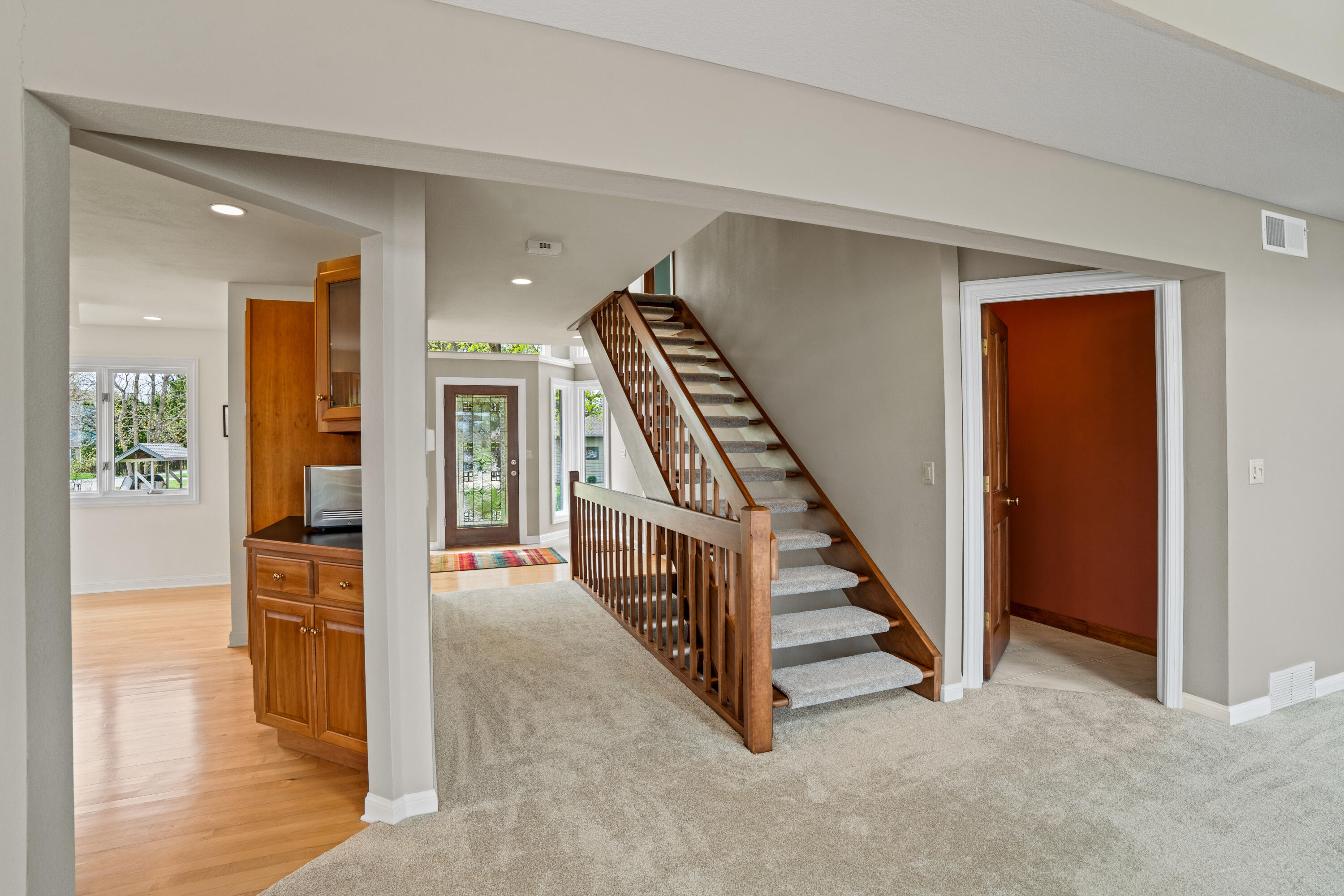 Wisconsin Lake Home for sale (MLS#: 1916939) at W290N8220  Florencetta Hts, in Merton, Wisconsin. (14 of 70)