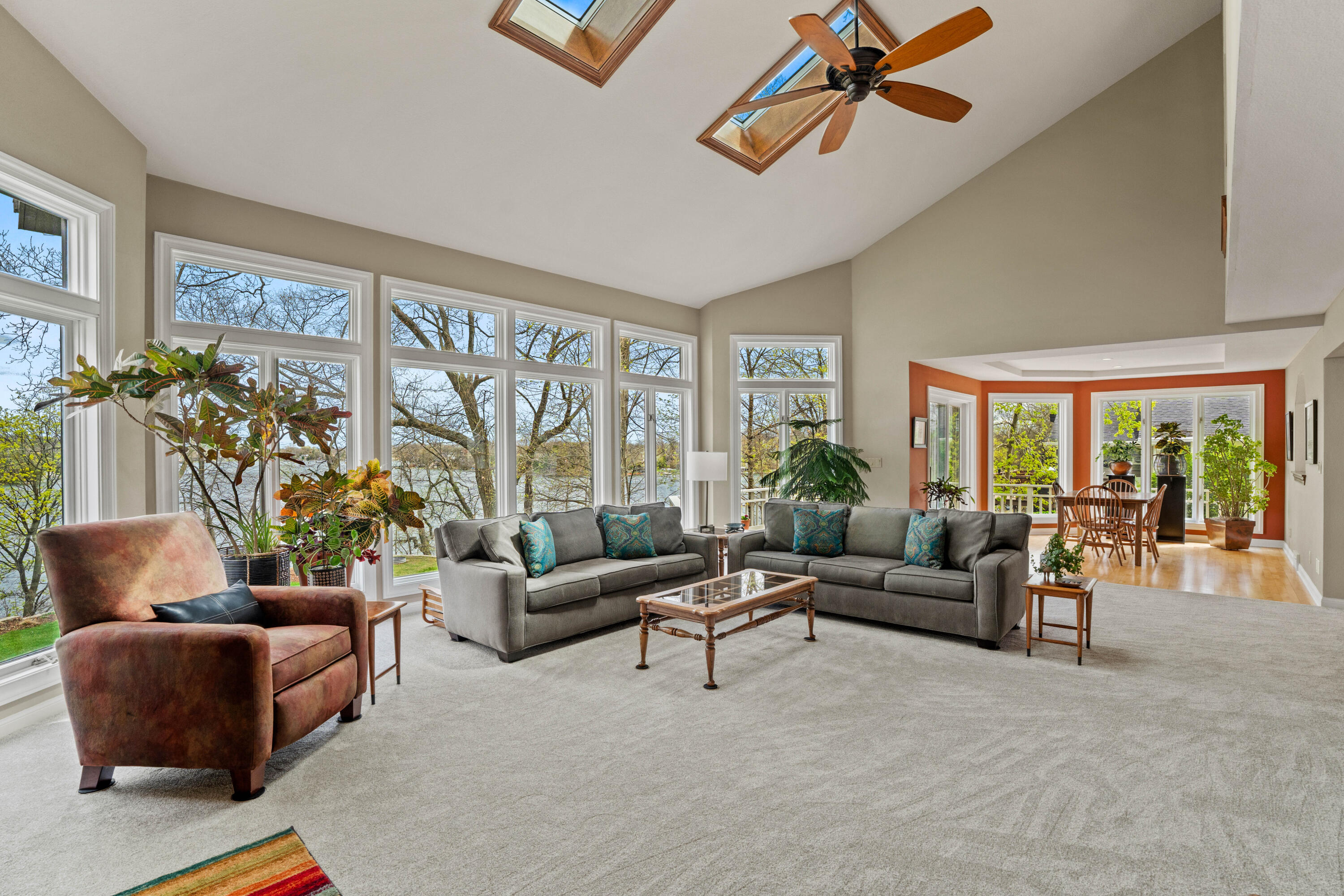 Wisconsin Lake Home for sale (MLS#: 1916939) at W290N8220  Florencetta Hts, in Merton, Wisconsin. (17 of 70)