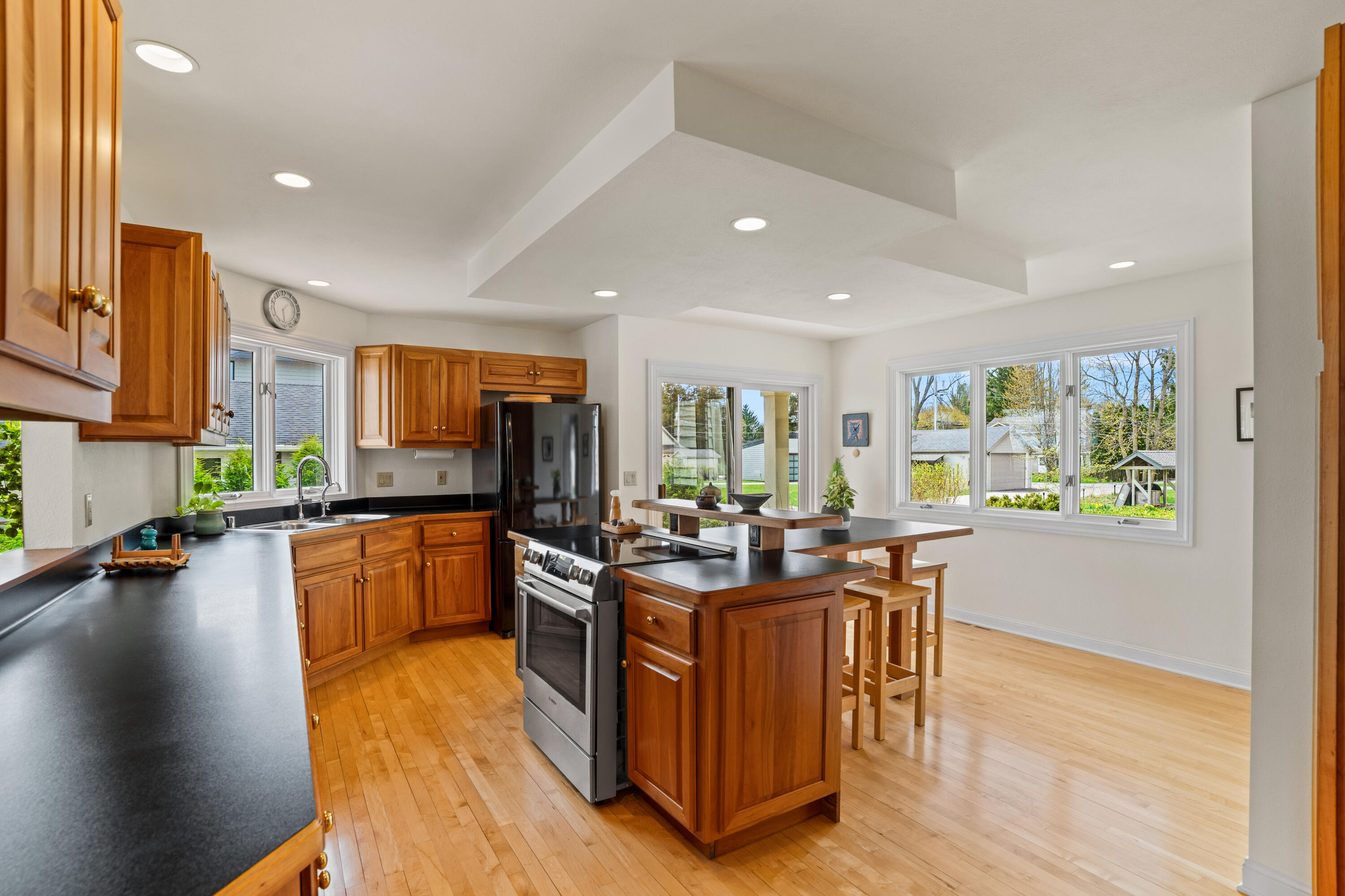 Wisconsin Lake Home for sale (MLS#: 1916939) at W290N8220  Florencetta Hts, in Merton, Wisconsin. (26 of 70)