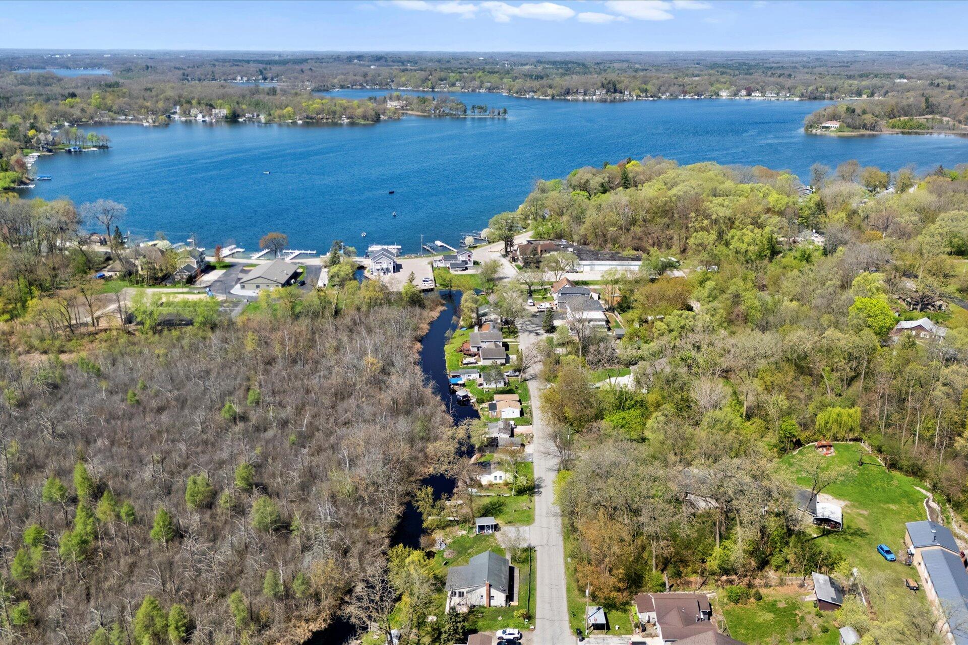 Wisconsin Lake Home for sale (MLS#: 1917046) at W1289  Beach Rd, in East Troy, Wisconsin. (2 of 22)