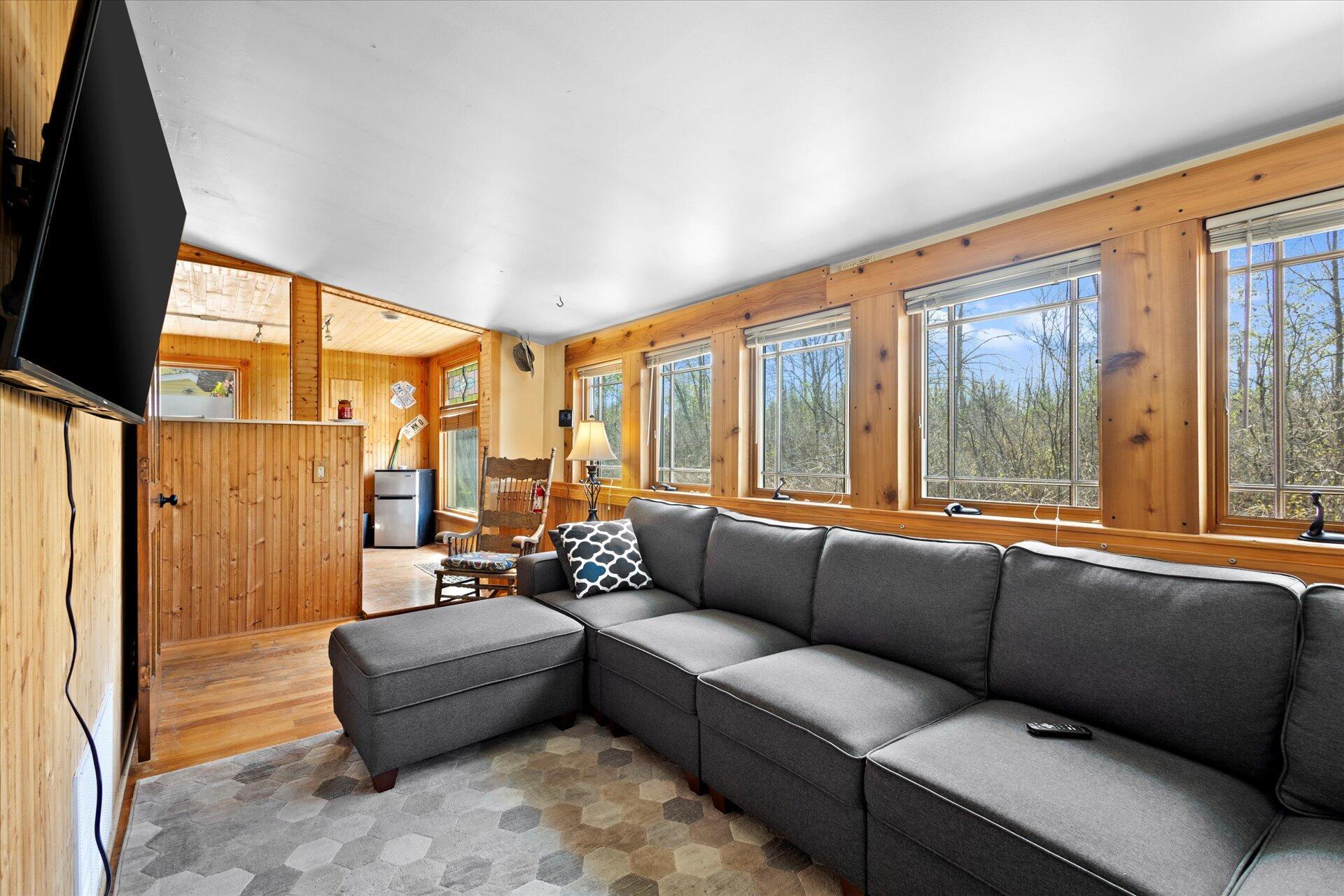 Wisconsin Lake Home for sale (MLS#: 1917046) at W1289  Beach Rd, in East Troy, Wisconsin. (17 of 22)