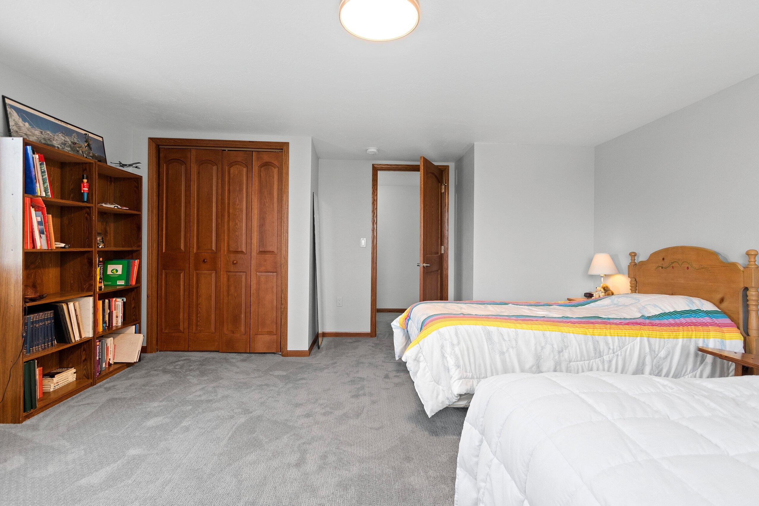 Wisconsin Lake Home for sale (MLS#: 1917083) at 1020  Lakeview Dr, in Algoma, Wisconsin. (13 of 67)