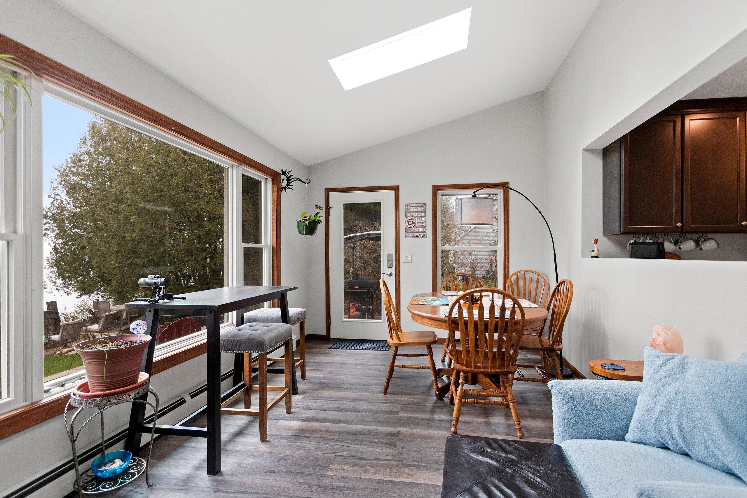 Wisconsin Lake Home for sale (MLS#: 1917083) at 1020  Lakeview Dr, in Algoma, Wisconsin. (21 of 67)