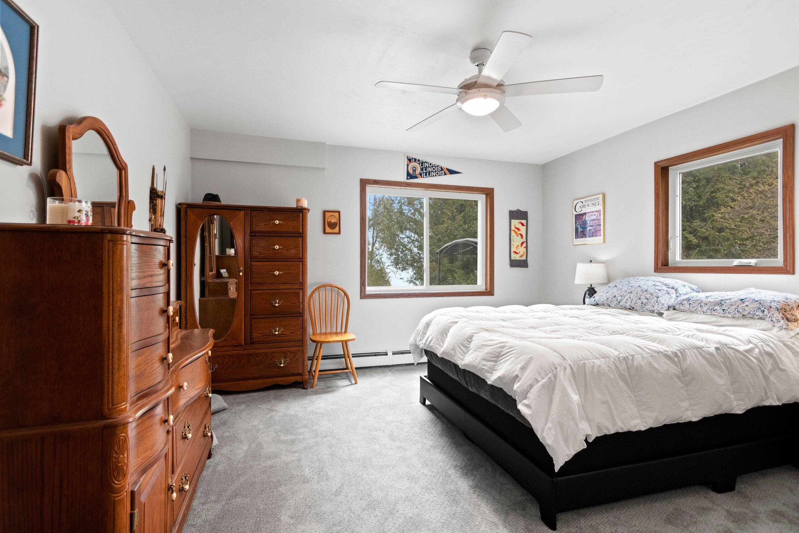 Wisconsin Lake Home for sale (MLS#: 1917083) at 1020  Lakeview Dr, in Algoma, Wisconsin. (30 of 67)