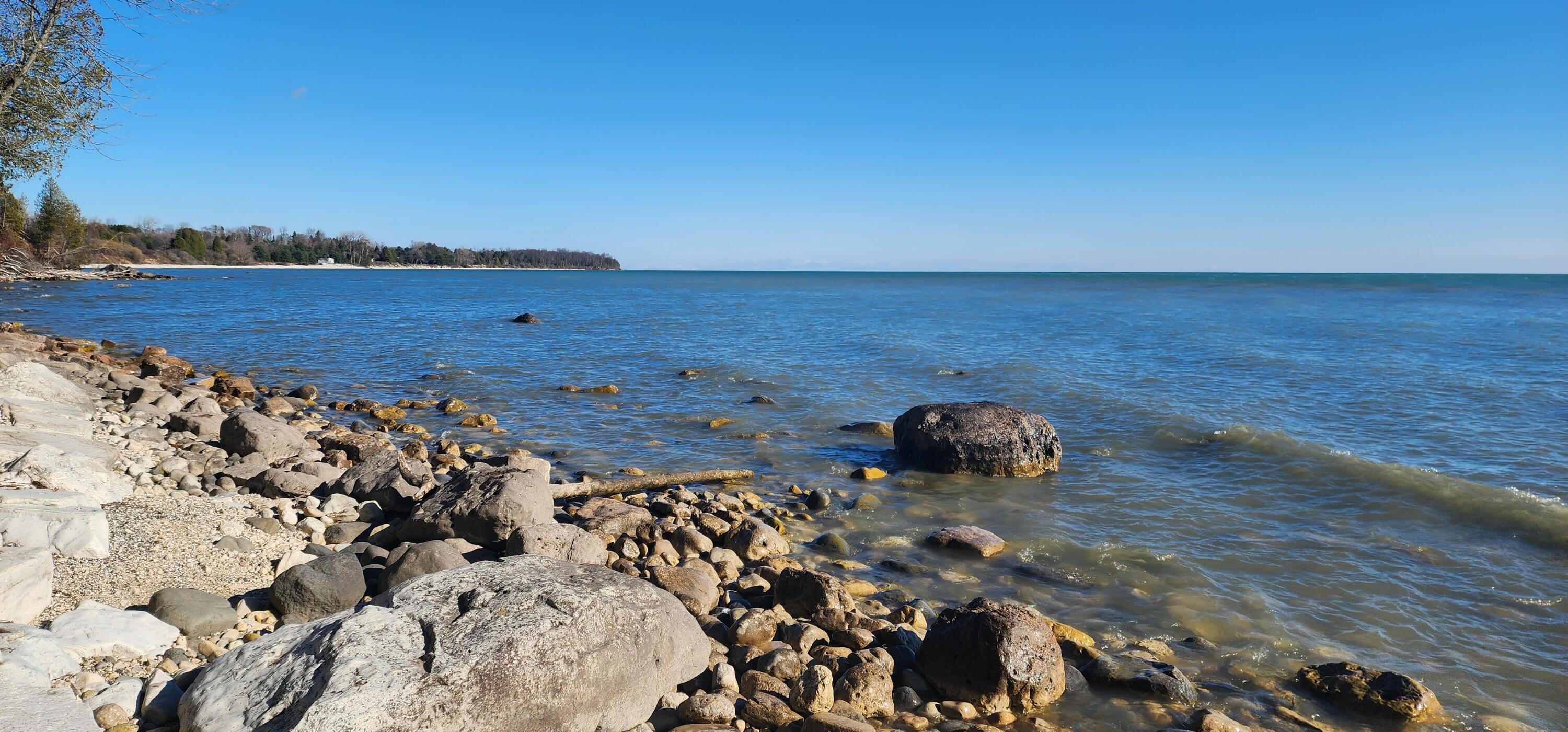 Wisconsin Lake Home for sale (MLS#: 1917083) at 1020  Lakeview Dr, in Algoma, Wisconsin. (62 of 67)