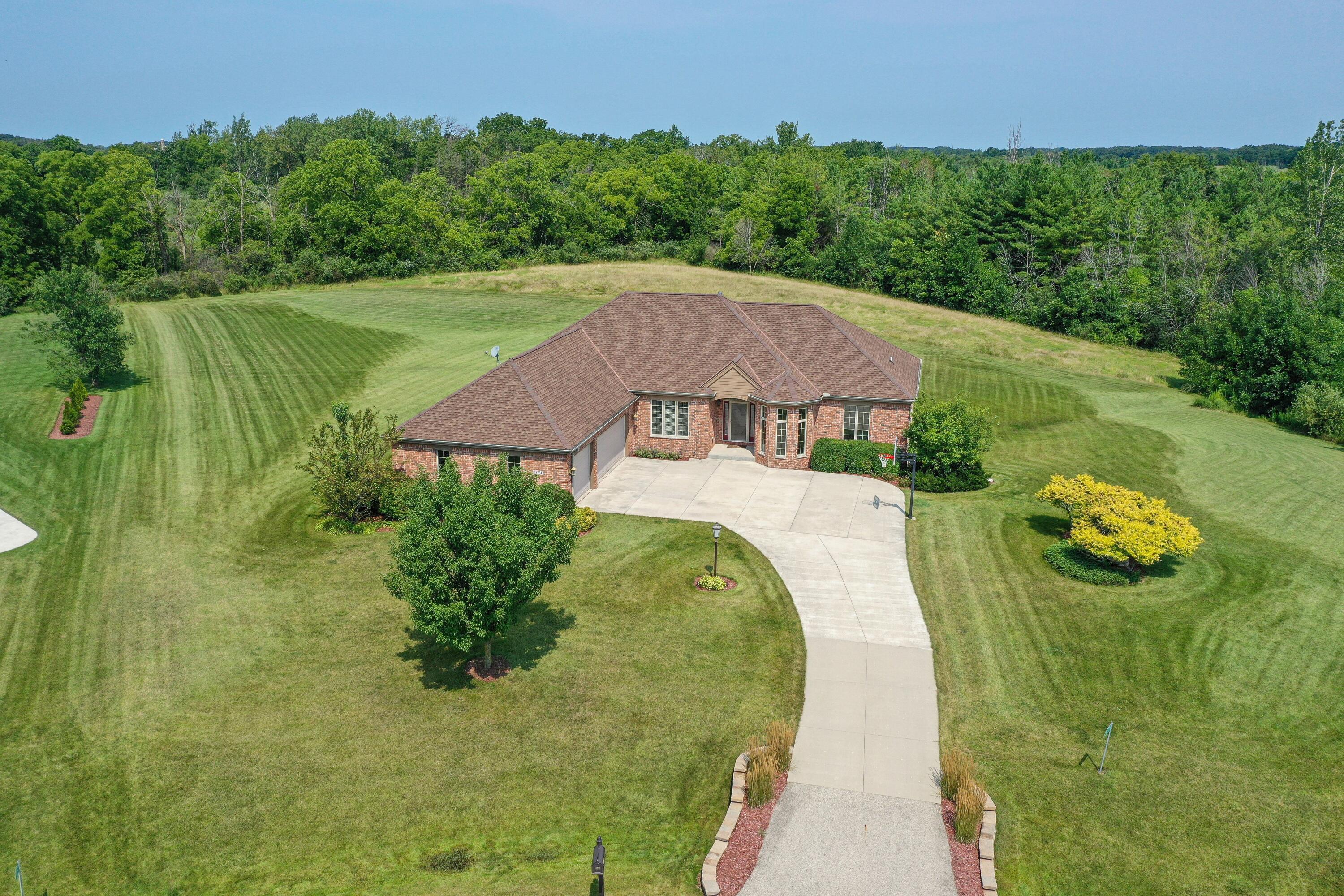 Wisconsin Lake Home for sale (MLS#: 1917094) at 18731  Walden Dr, in Yorkville, Wisconsin. (26 of 40)