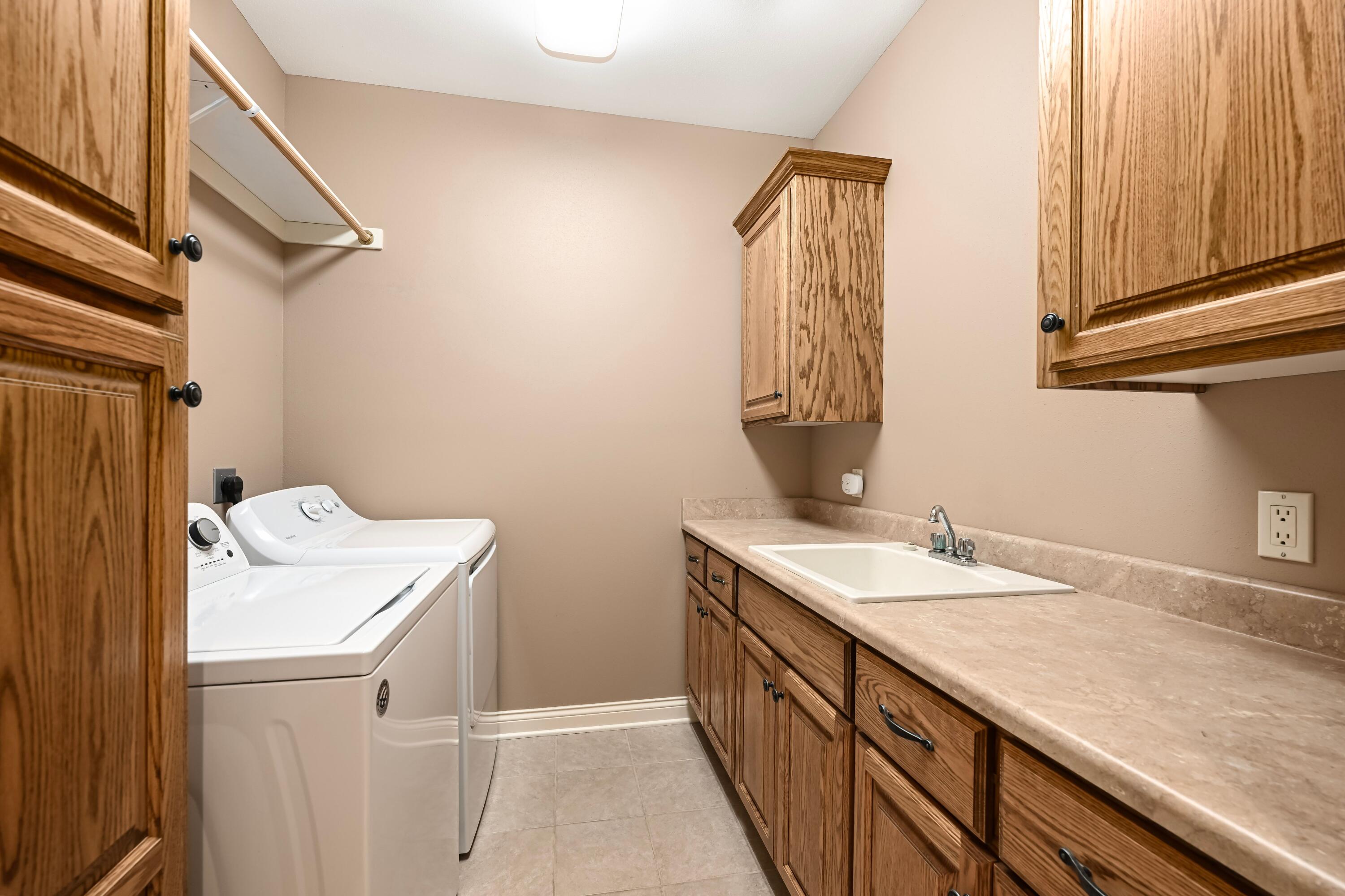 Wisconsin Lake Home for sale (MLS#: 1917094) at 18731  Walden Dr, in Yorkville, Wisconsin. (30 of 40)