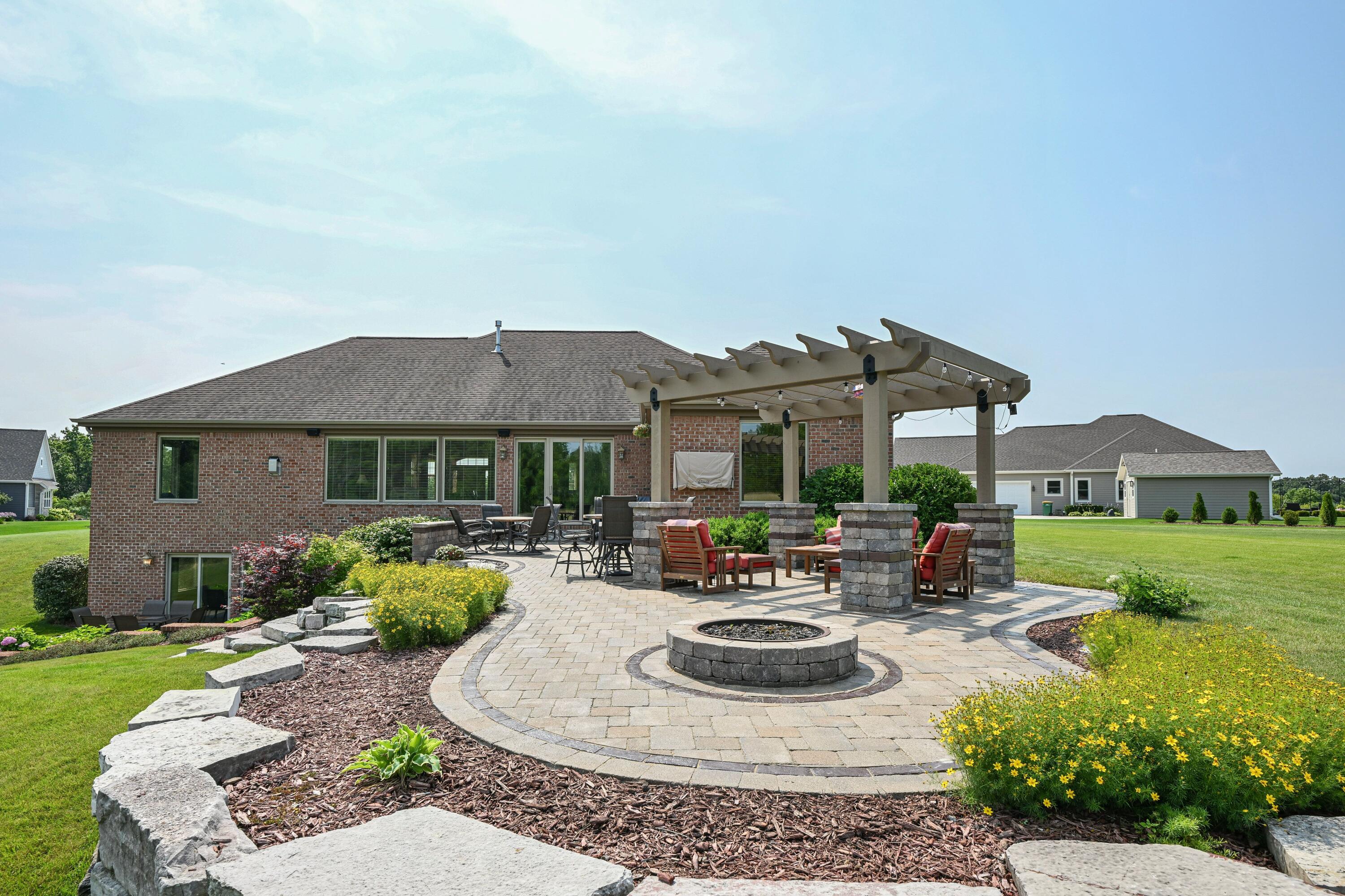 Wisconsin Lake Home for sale (MLS#: 1917094) at 18731  Walden Dr, in Yorkville, Wisconsin. (10 of 40)