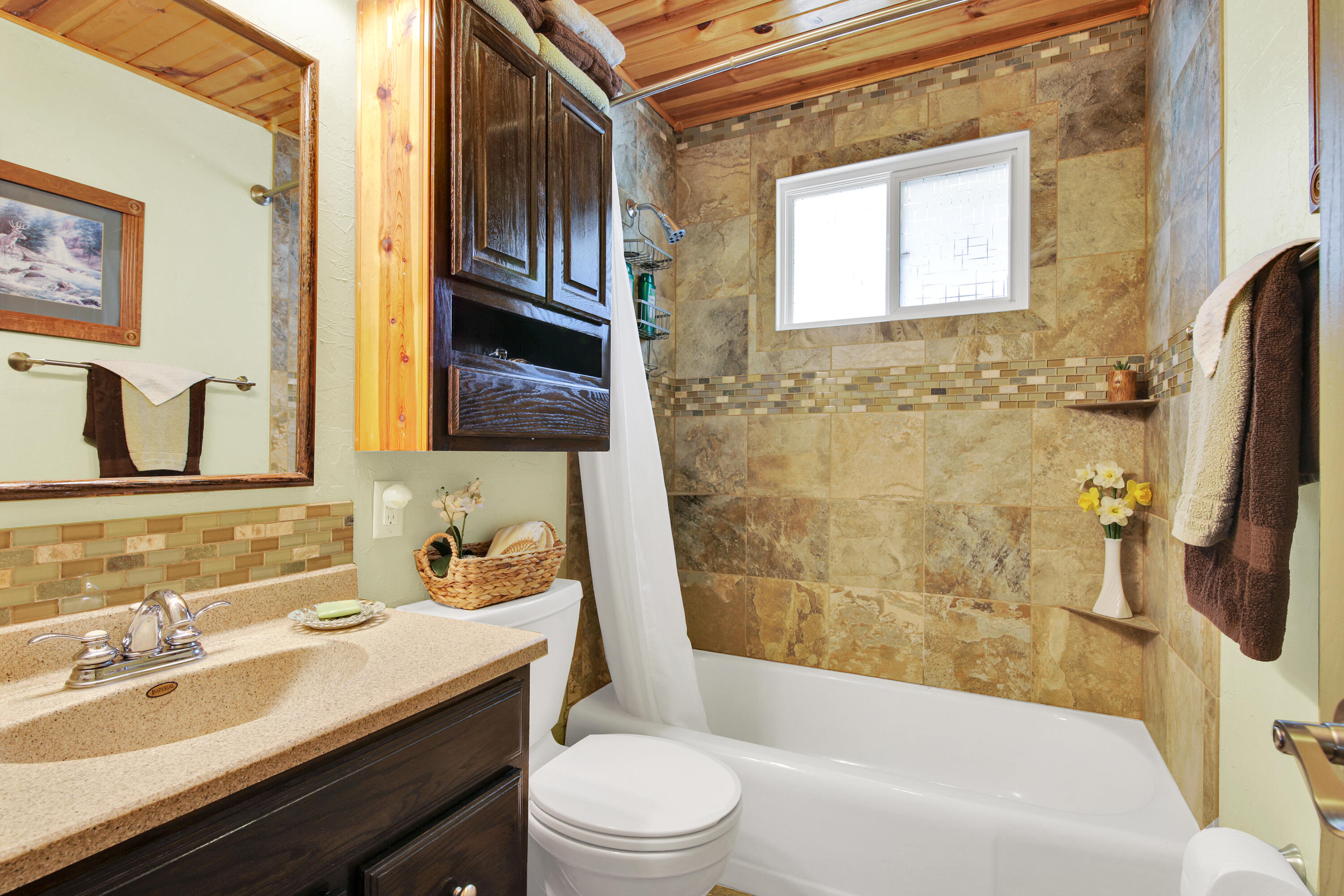 Wisconsin Lake Home for sale (MLS#: 1917304) at N1940  Forest Lake Rd, in Auburn, Wisconsin. (14 of 25)