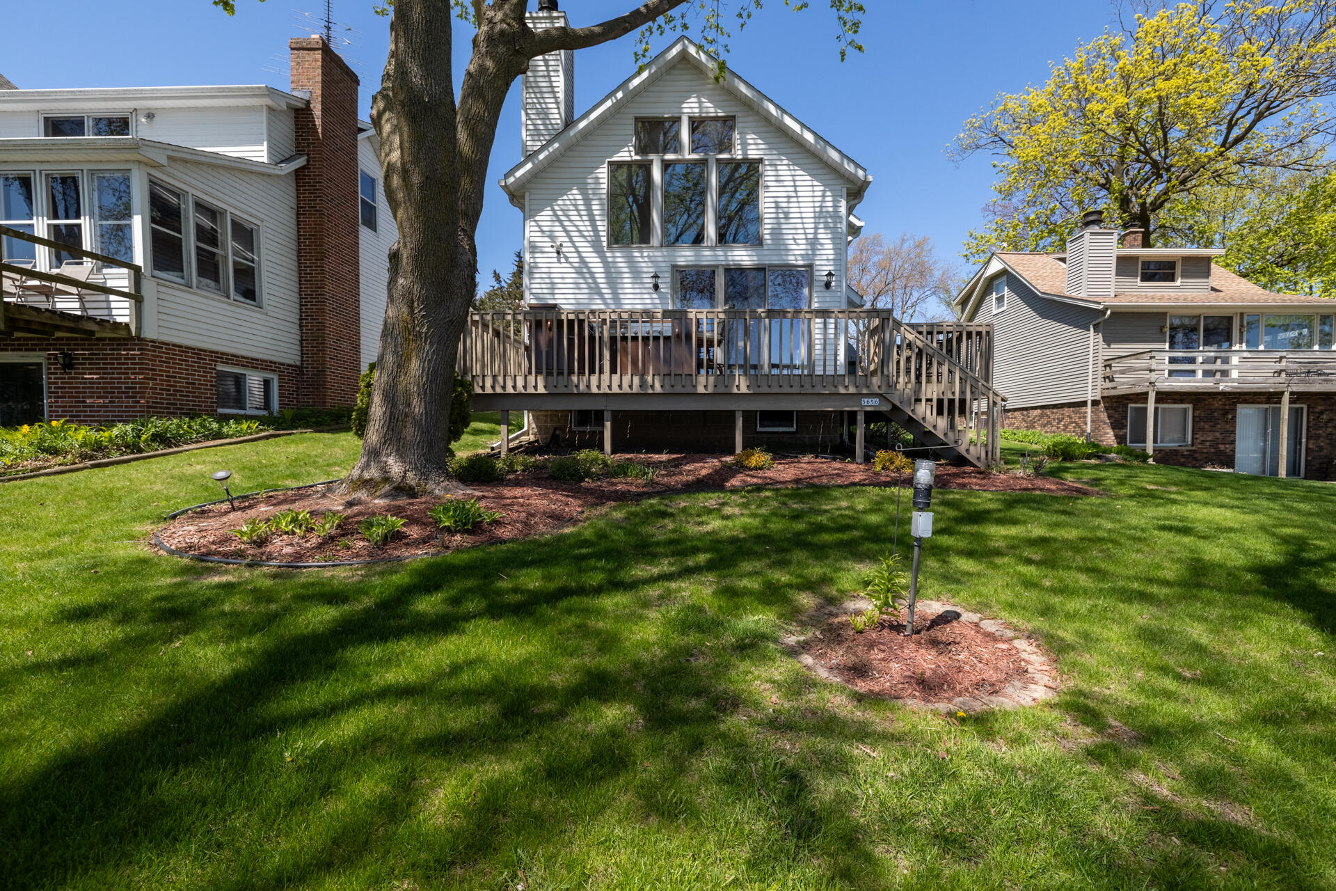 Wisconsin Lake Home for sale (MLS#: 1917393) at 5656 W Lake Dr, in West Bend, Wisconsin. (2 of 39)