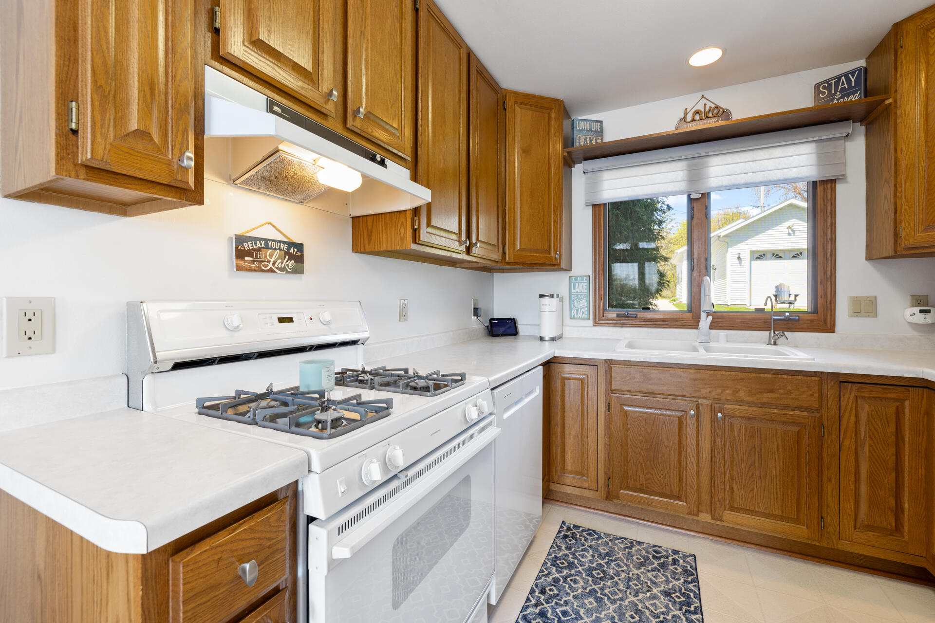 Wisconsin Lake Home for sale (MLS#: 1917393) at 5656 W Lake Dr, in West Bend, Wisconsin. (33 of 39)