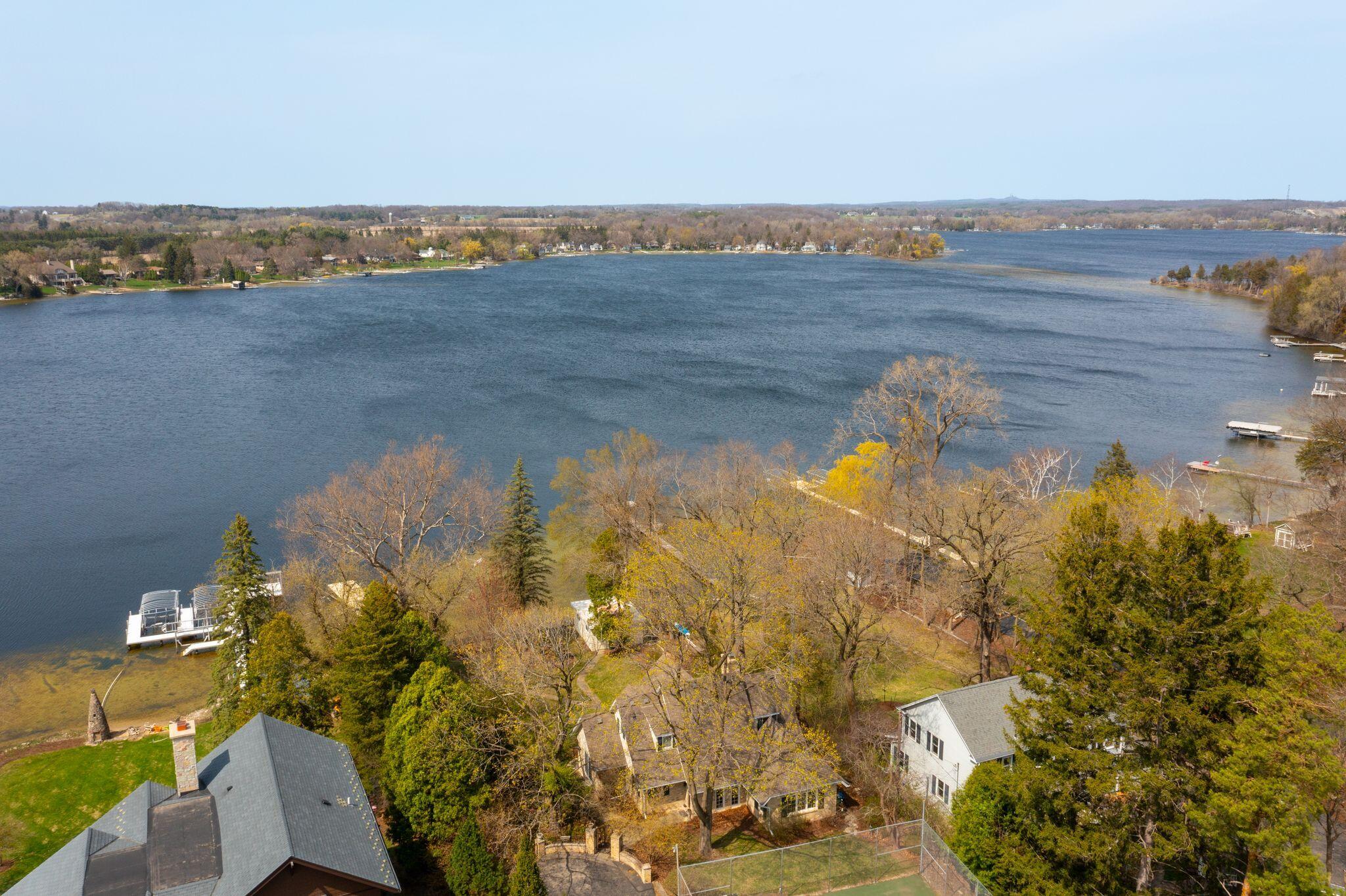 Wisconsin Lake Home for sale (MLS#: 1917418) at N67W32358  Wildwood Point Rd, in Merton, Wisconsin. (2 of 19)
