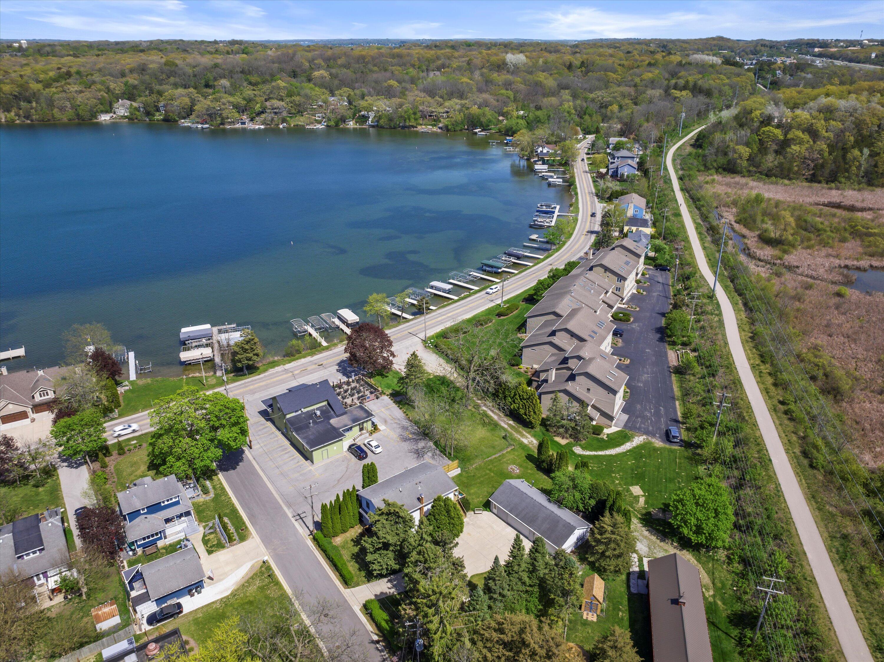 Wisconsin Lake Home for sale (MLS#: 1917592) at 1542  3rd St, in Delafield, Wisconsin. (2 of 34)