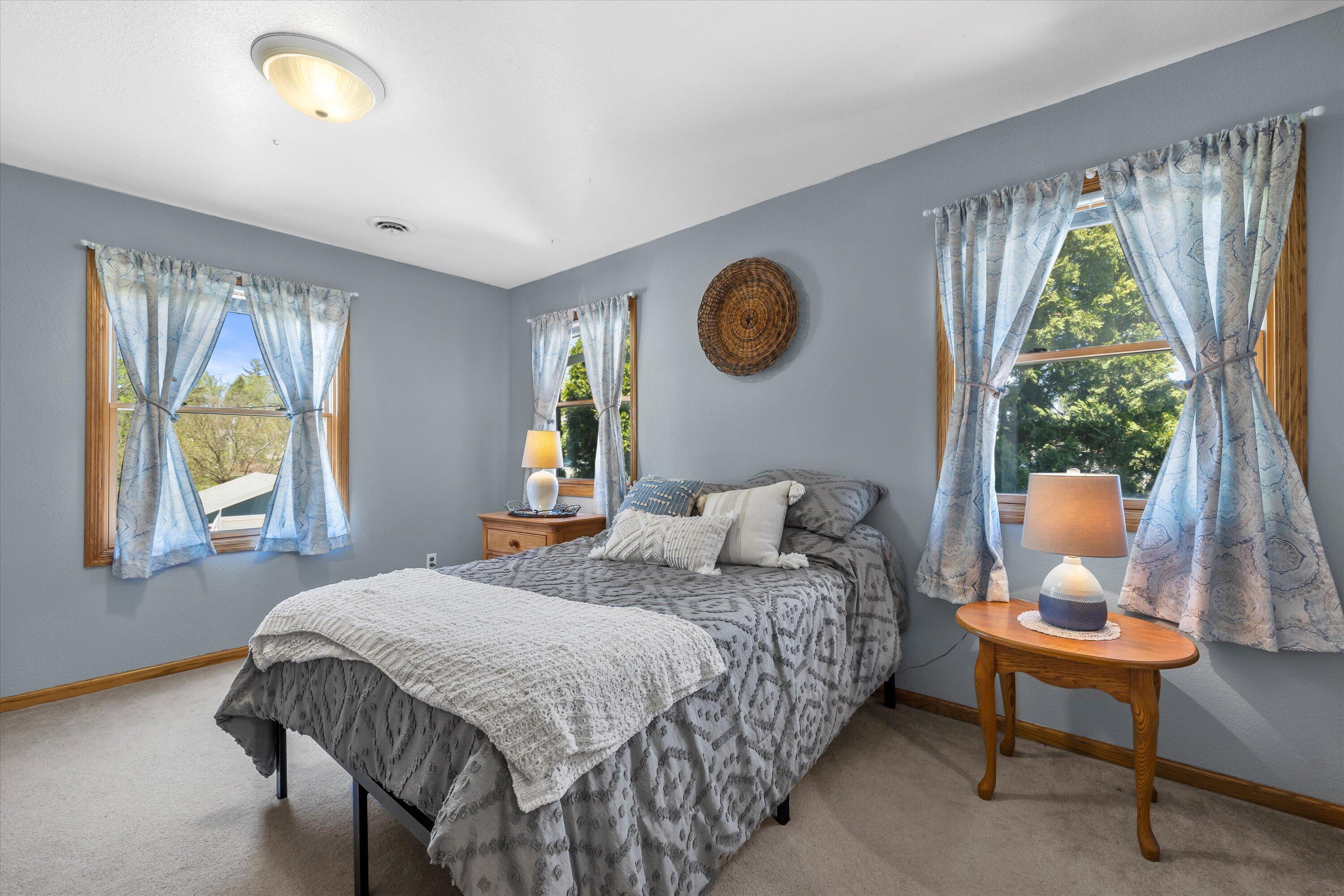 Wisconsin Lake Home for sale (MLS#: 1917592) at 1542  3rd St, in Delafield, Wisconsin. (30 of 34)