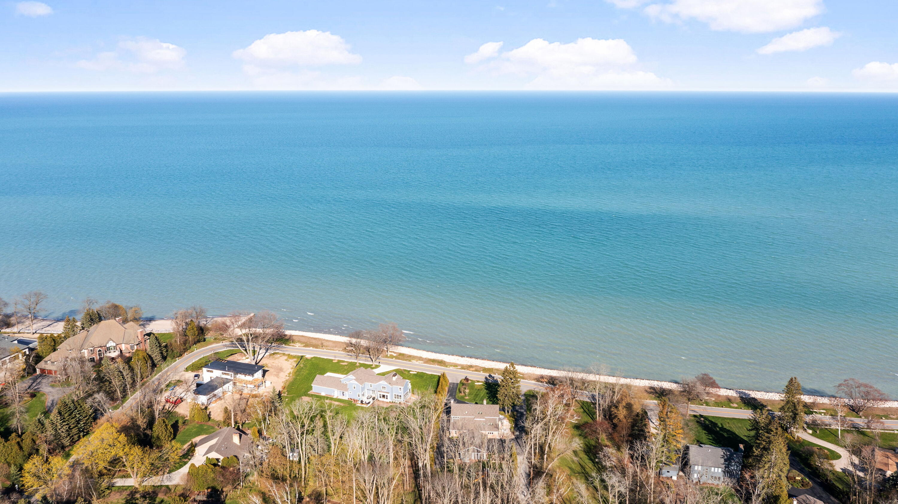 Wisconsin Lake Home for sale (MLS#: 1917612) at 7515 N Beach Dr, in Fox Point, Wisconsin. (4 of 44)