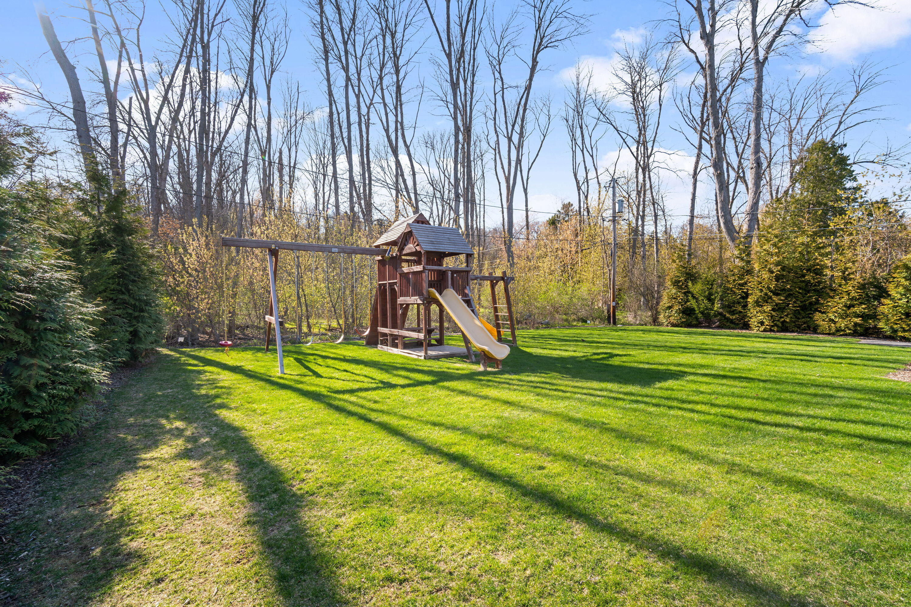 Wisconsin Lake Home for sale (MLS#: 1917612) at 7515 N Beach Dr, in Fox Point, Wisconsin. (38 of 44)