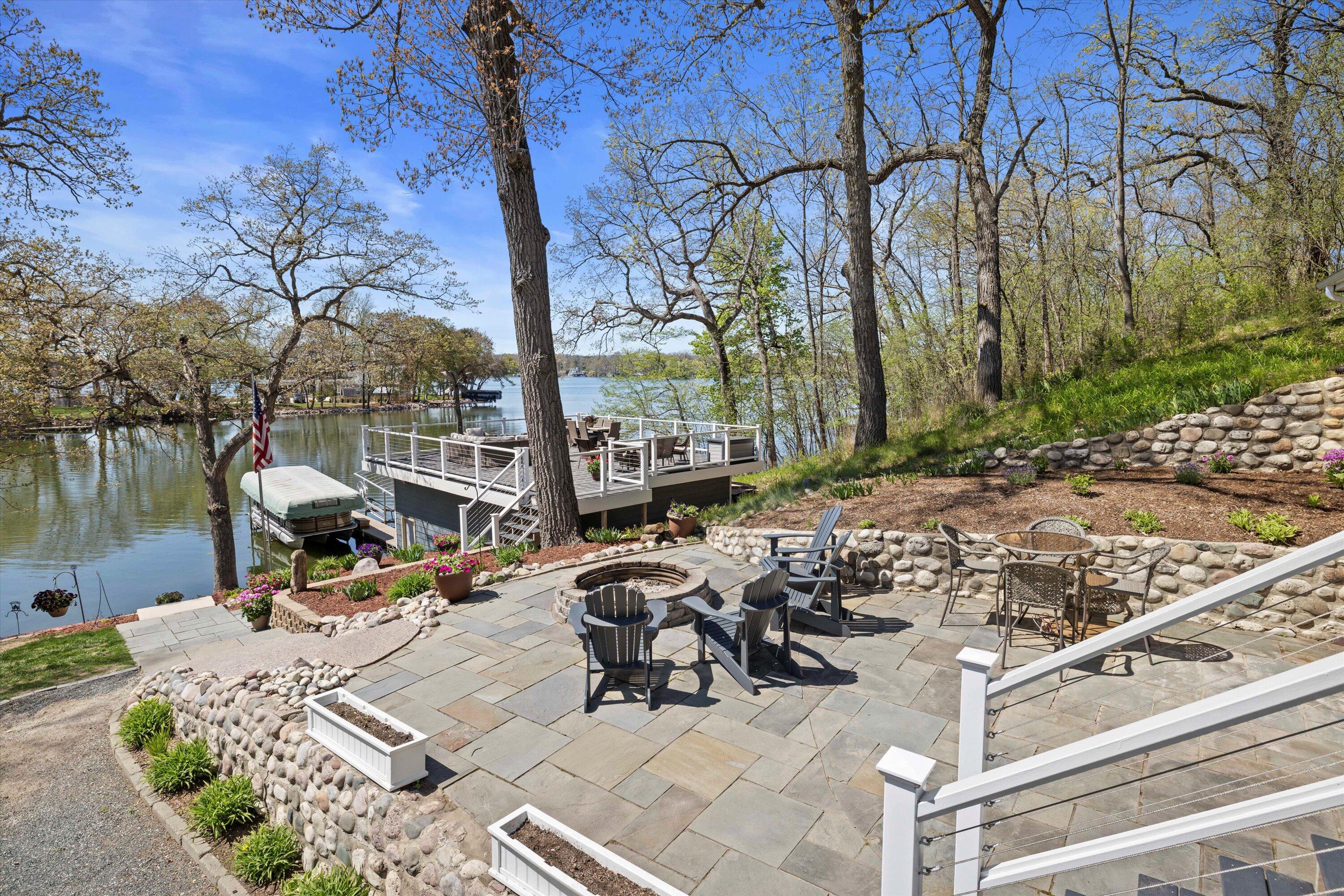 Wisconsin Lake Home for sale (MLS#: 1917681) at W332N6131  County Road C -, in Merton, Wisconsin. (39 of 51)