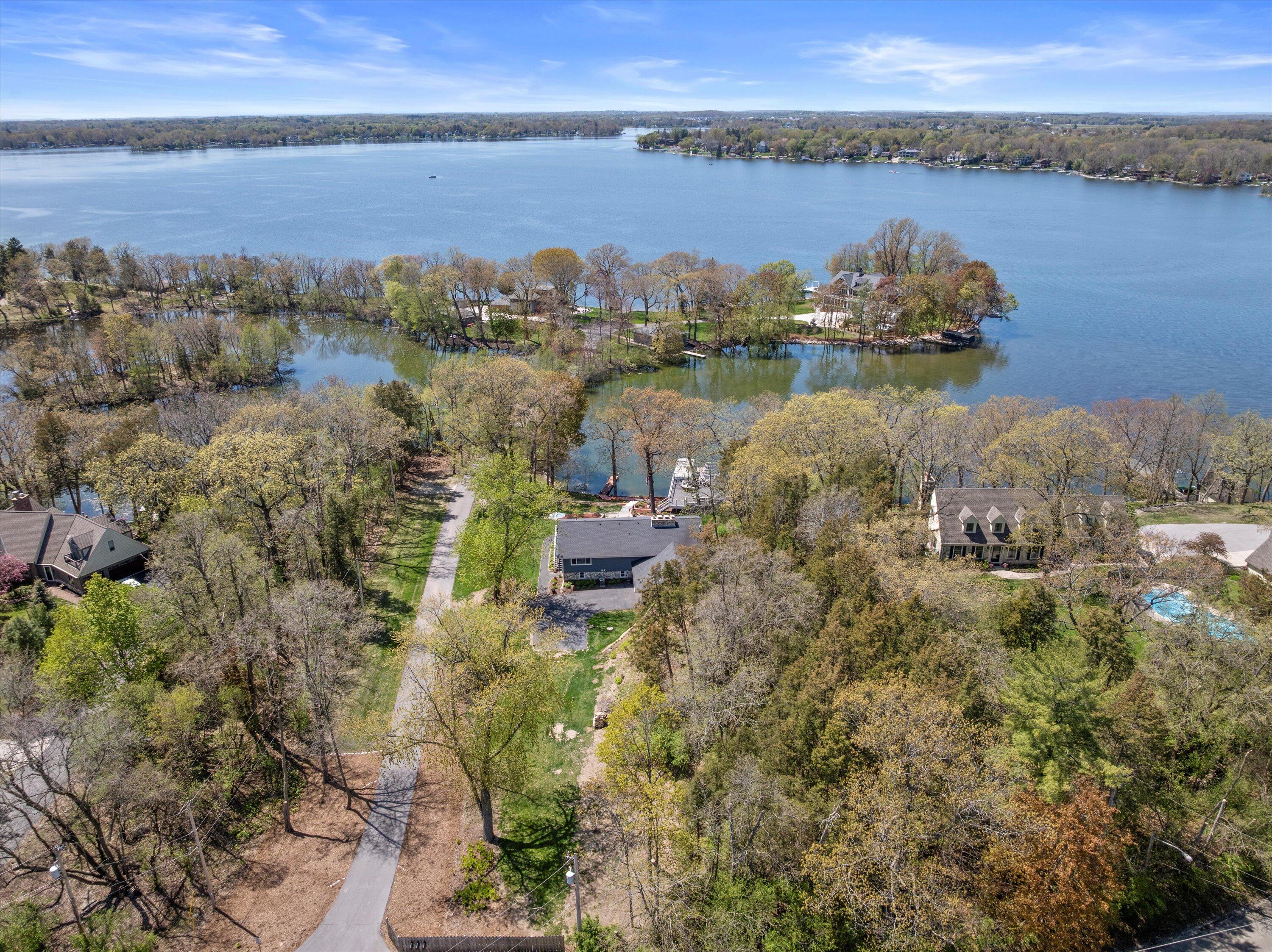 Wisconsin Lake Home for sale (MLS#: 1917681) at W332N6131  County Road C -, in Merton, Wisconsin. (41 of 51)
